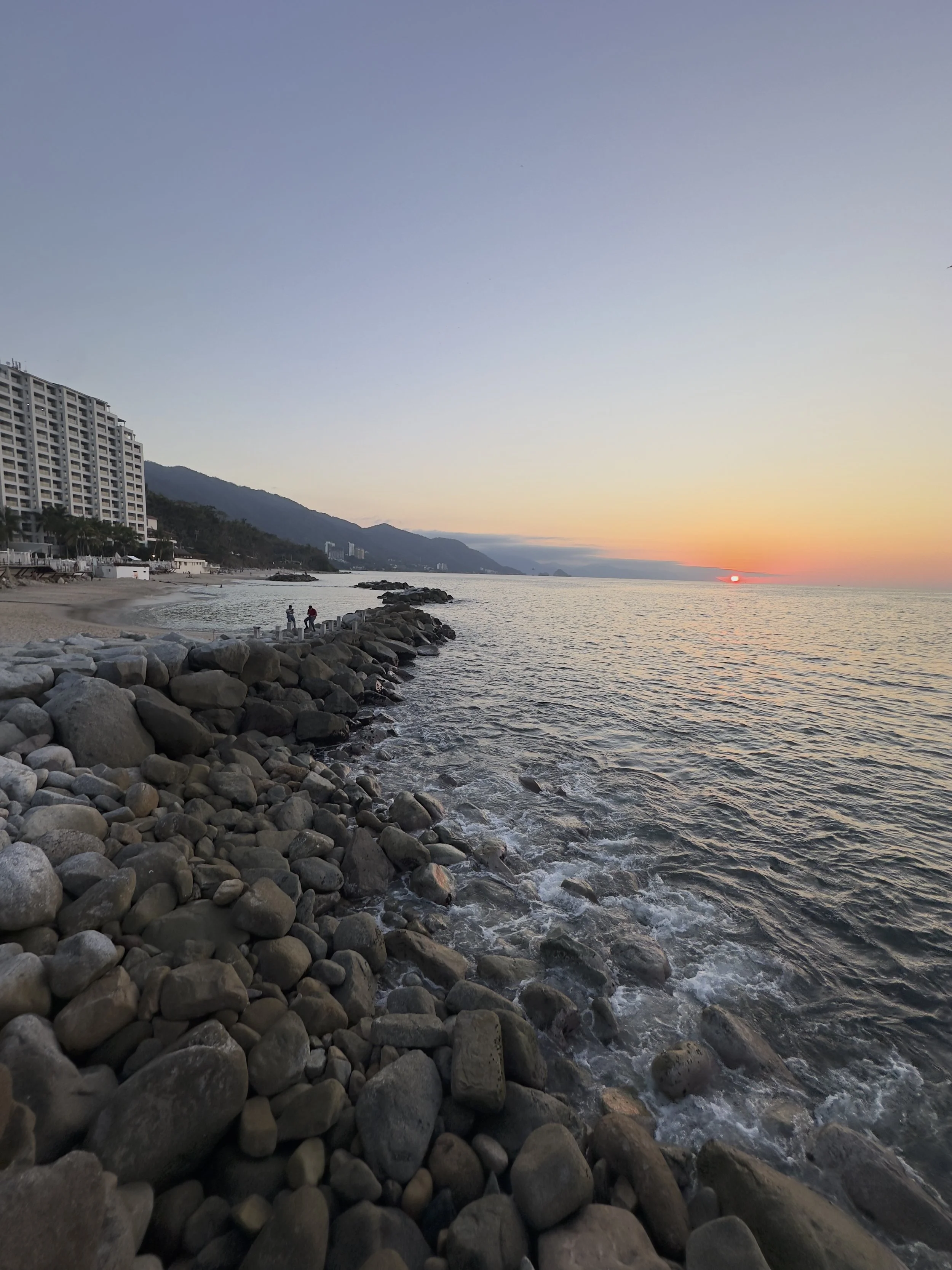 sunset at 1. Hilton Puerto Vallarta Resort – All Inclusive.jpeg