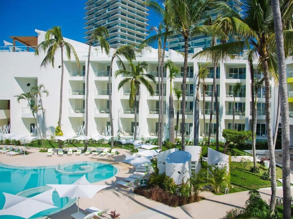 Hotel Krystal Puerto Vallarta2.jpg