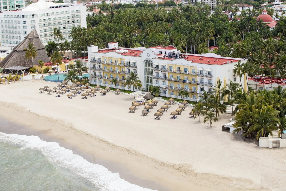 Hotel Krystal Puerto Vallarta3.jpg
