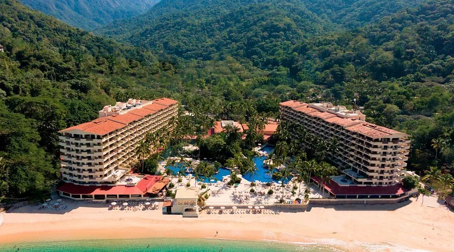 barcelo-puerto-vallarta.jpg