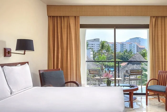 Meliá Puerto Vallarta2.jpg