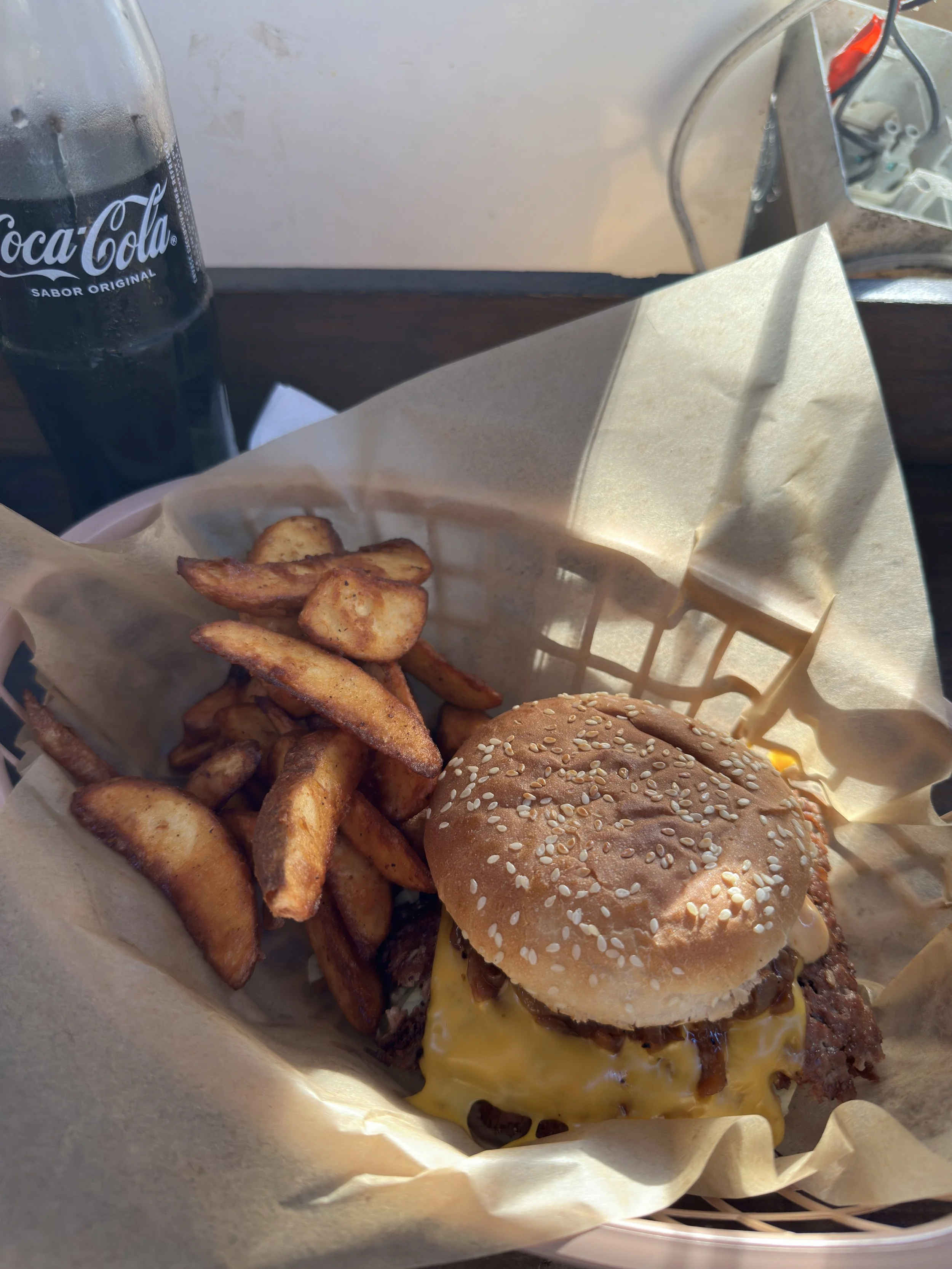 The Best Burgers in Puerto Vallarta: Chris Burgers, Slice and Smash, and Derby Burger Bar