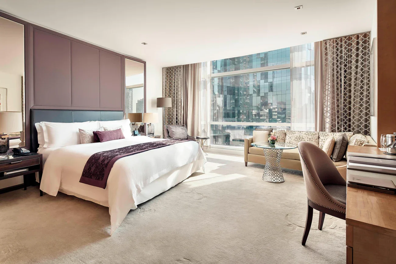 st regis guest room cdmx.webp