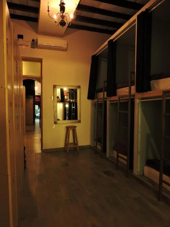 Capsule Hostel Zona Rosa2.jpg