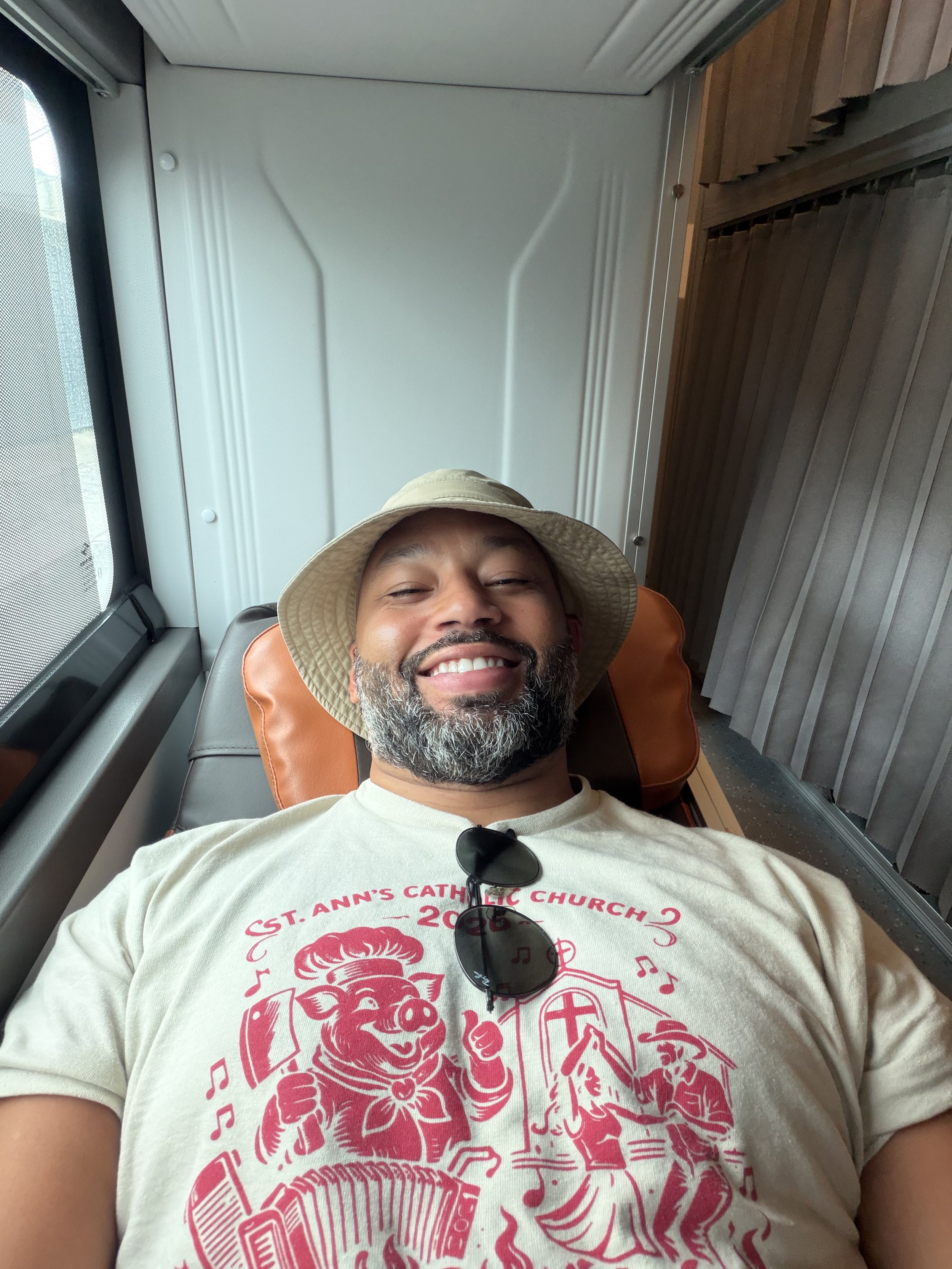 I Reviewed Every Sleeper Bus &amp; Limo I've Taken in Vietnam (Honest Ratings, No Filter)