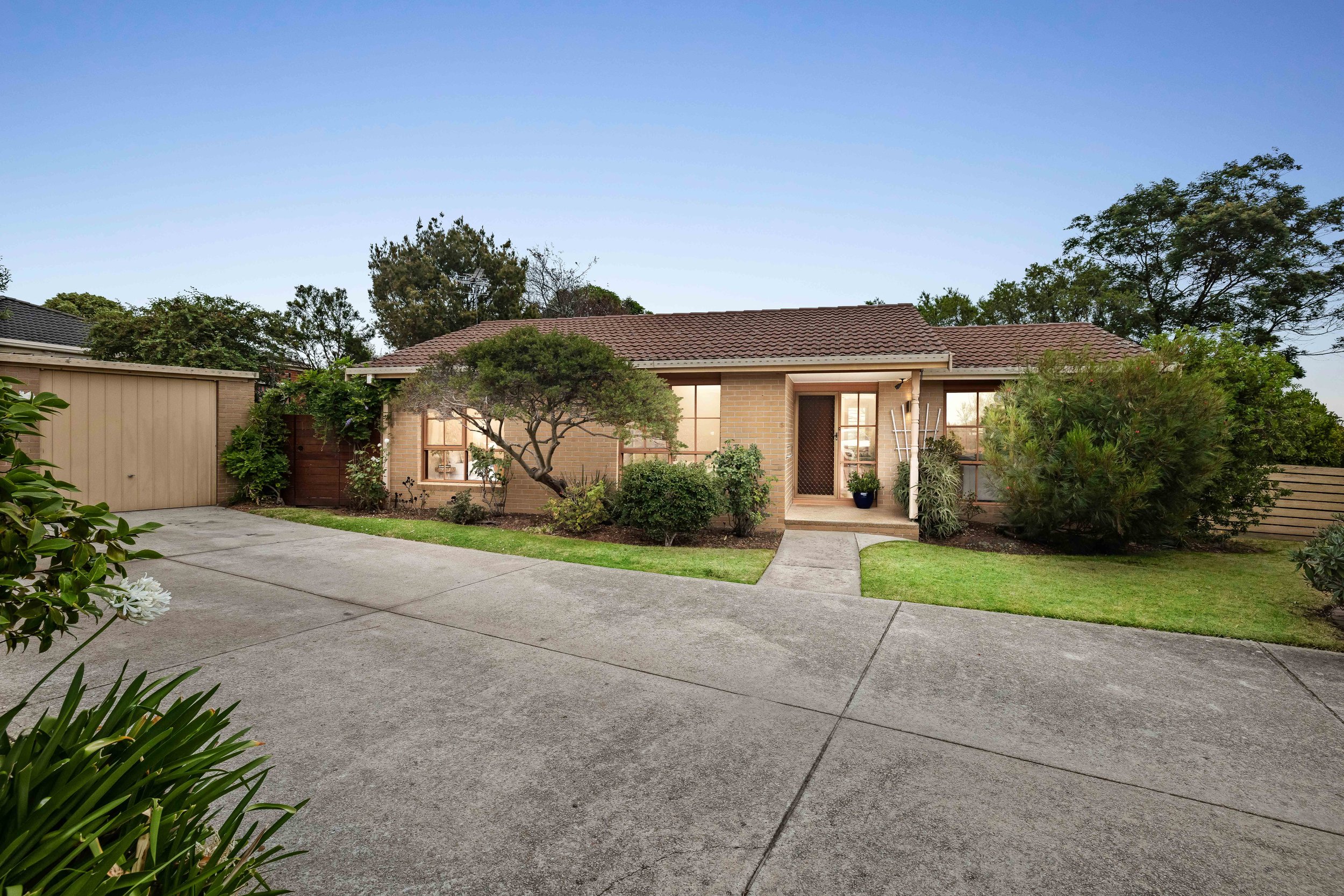 13.02.2026 - 5-96 BELEURA HILL ROAD MORNINGTON-1.jpg