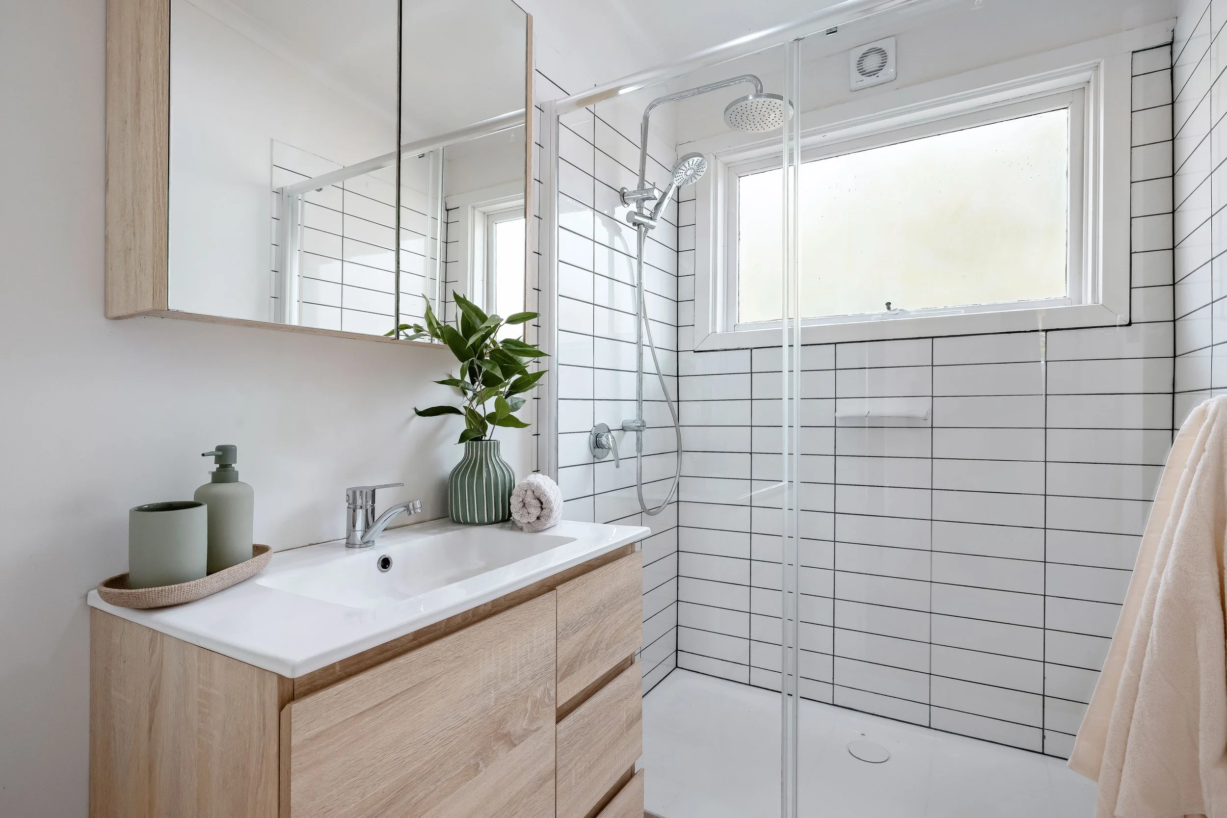 04.02.2026 - 49 LEONARD STREET TOOTGAROOK-11.jpg