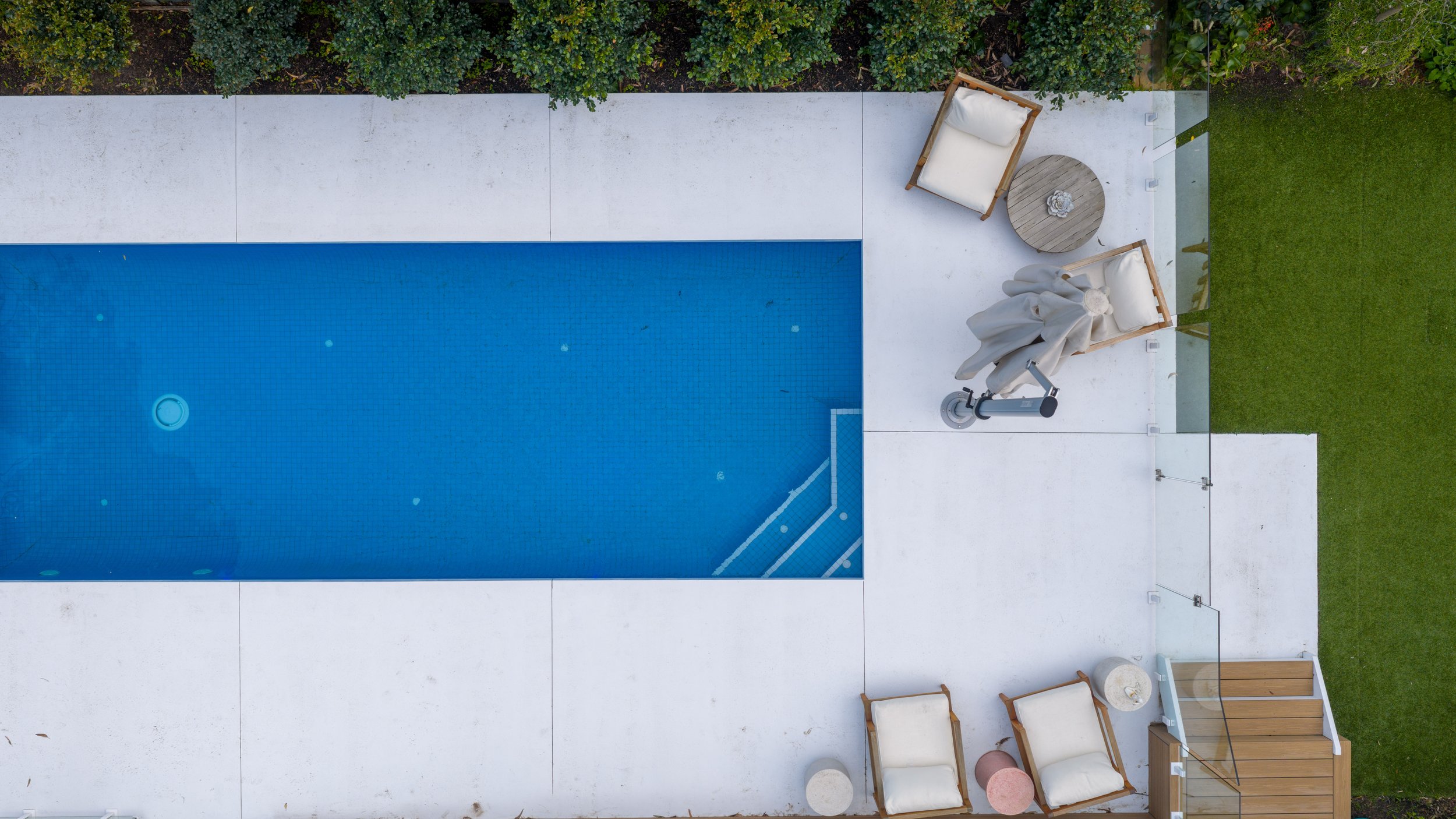 13.09.2025 - 8 BIRDWOOD AVE MORNINGTON - DRONE-5.jpg