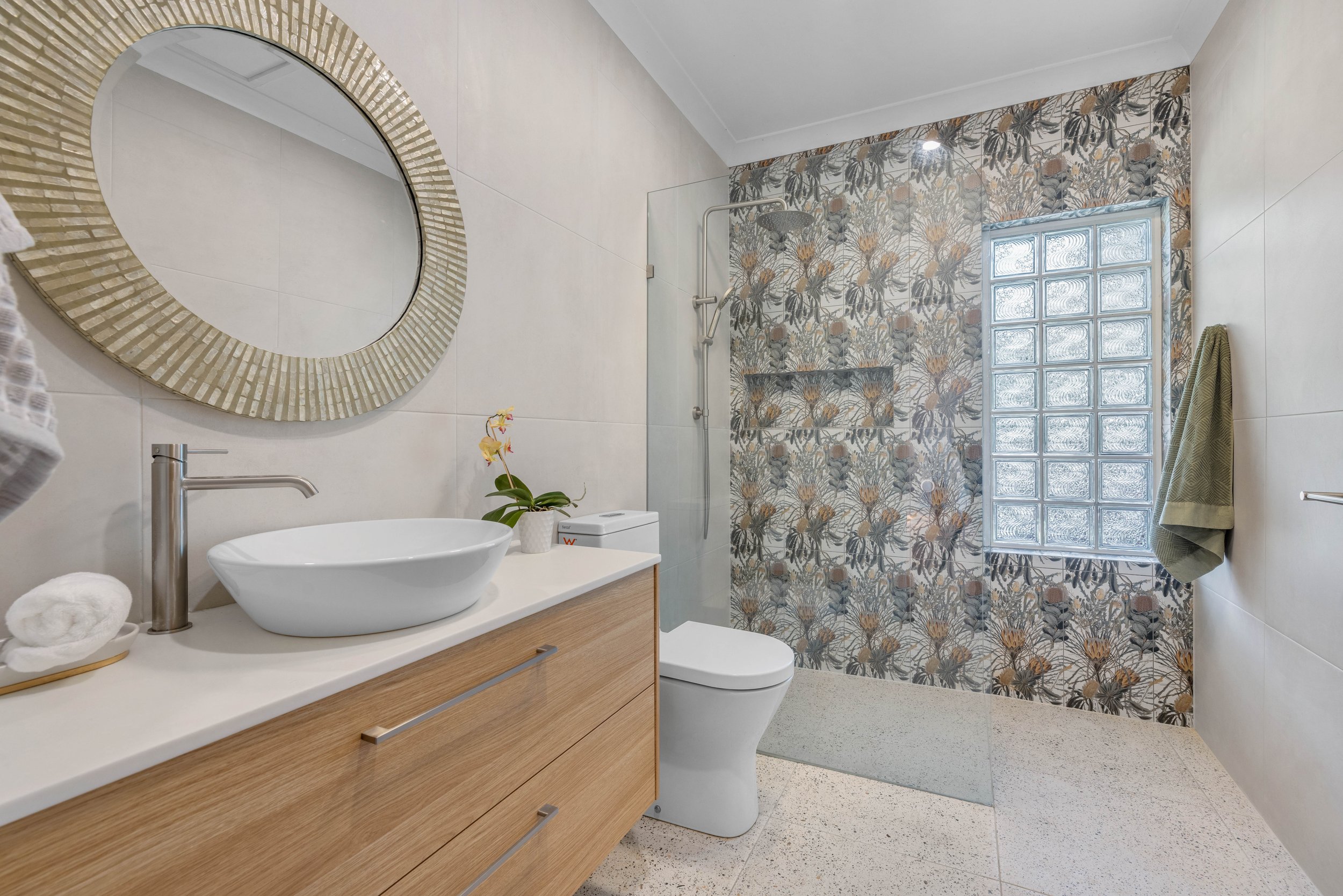 03.03.2026 - 213 BUNGOWER ROAD SOMERVILLE - HOMESTEAD 1-4.jpg