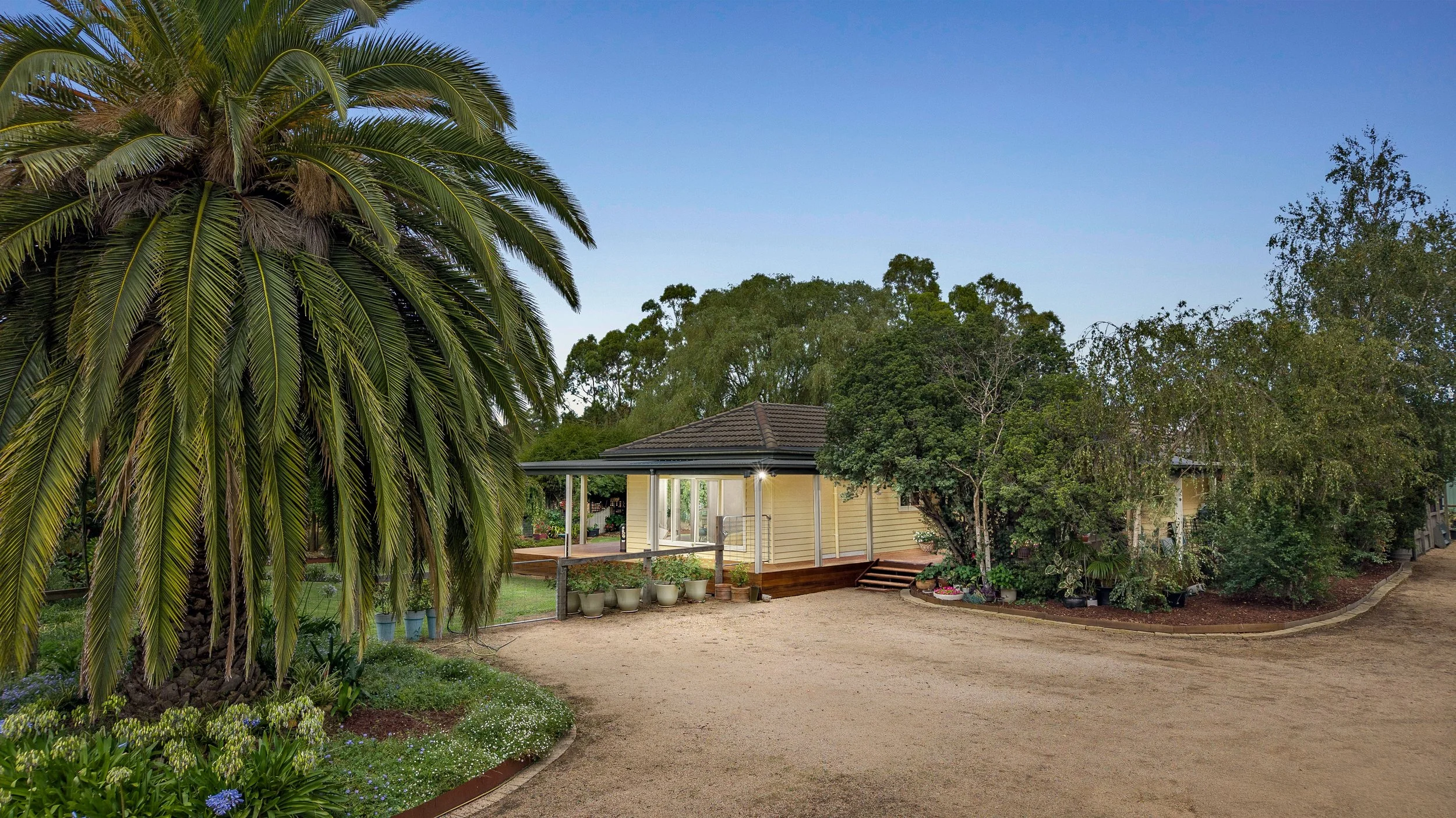 213 Bungower Road Somerville