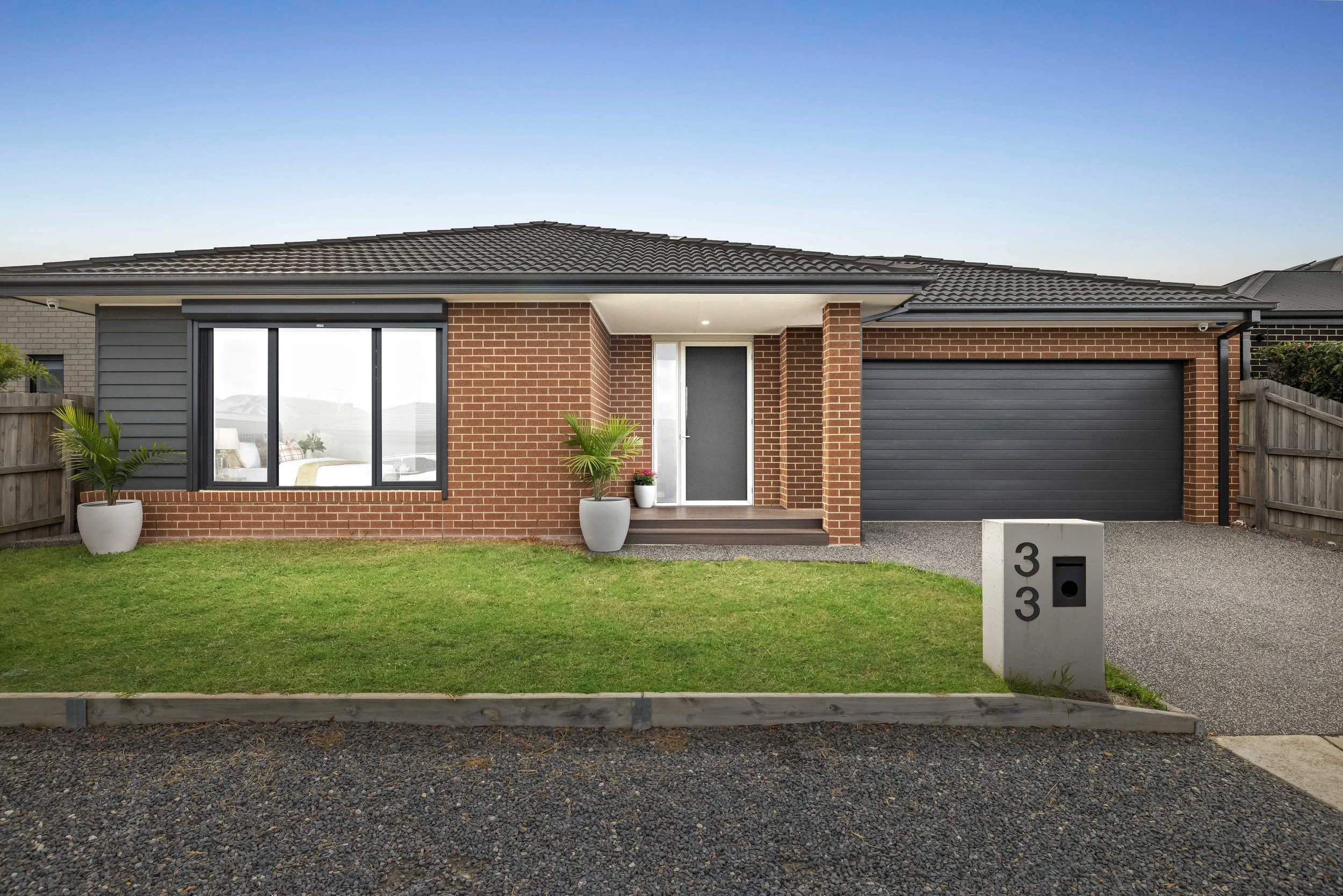 26.03.2026 - 33 NESSIE BALFOUR TERRACE SOMERVILLE-1.jpg