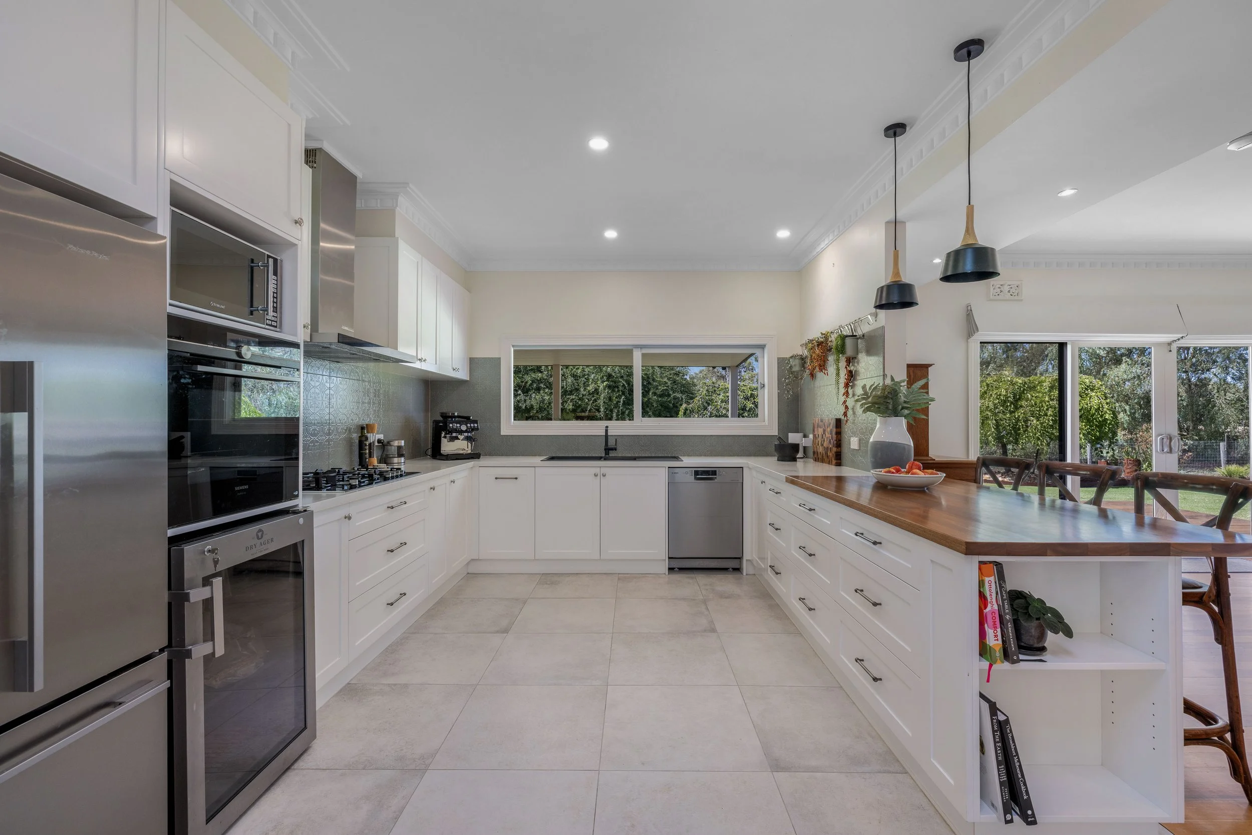 03.03.2026 - 213 BUNGOWER ROAD SOMERVILLE - HOMESTEAD 1-6.jpg