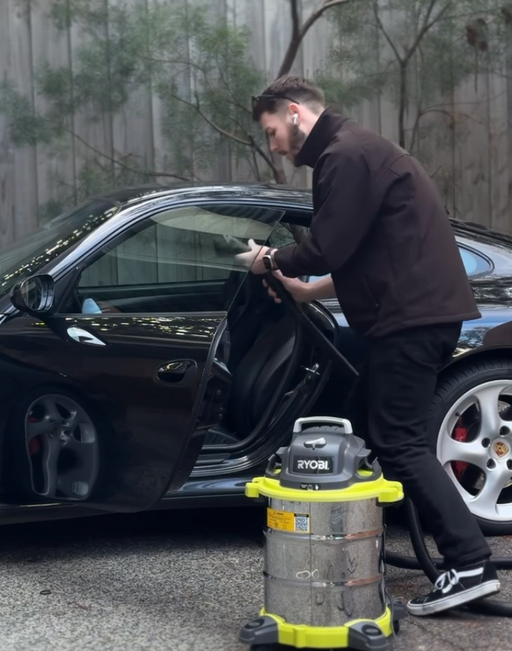 Porsche 911 Carrera 4S Deep Vacuuming.JPG
