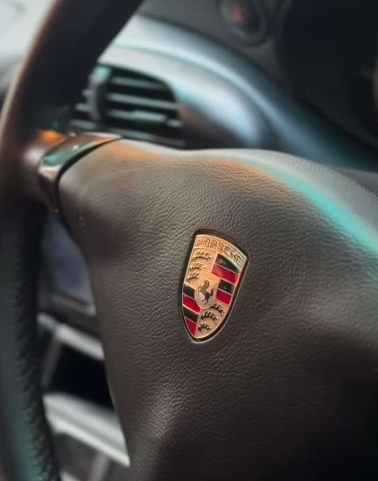 Porsche 911 Carrera 4S Leather Conditioning.JPG