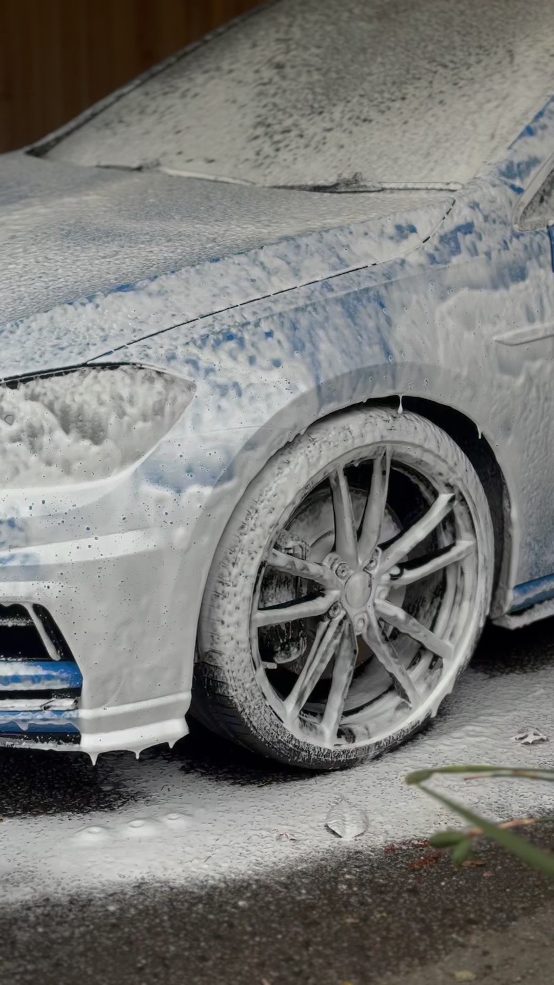 VW-Golf-R-Final-Edition-Snow-Foam-Pre-Wash-Ceramic-Coating-Prep-Melbourne.jpeg