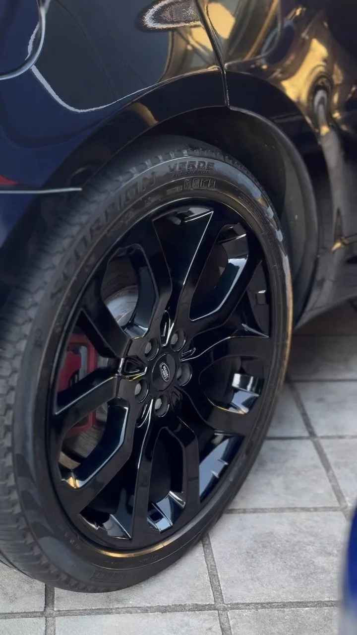 Range-Rover-Sport-Black-Alloy-Wheel-Red-Brake-Caliper-Ceramic-Paint-Protection-Melbourne.jpeg