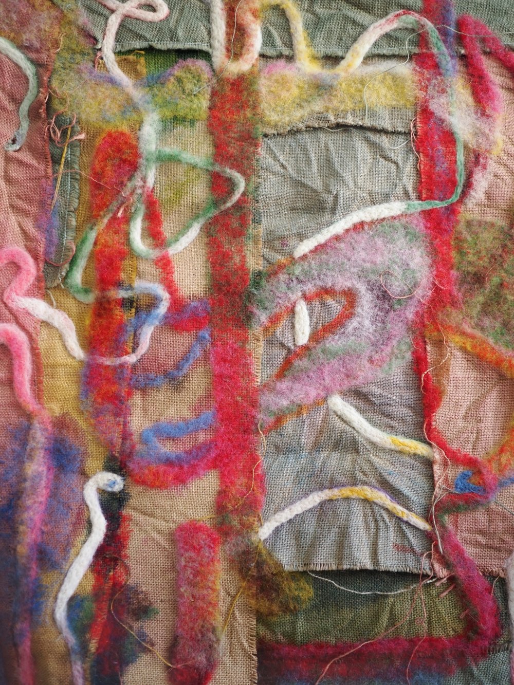 Glimpse_100x80_Ink, pastel, wool on jute_2026_detail.JPG