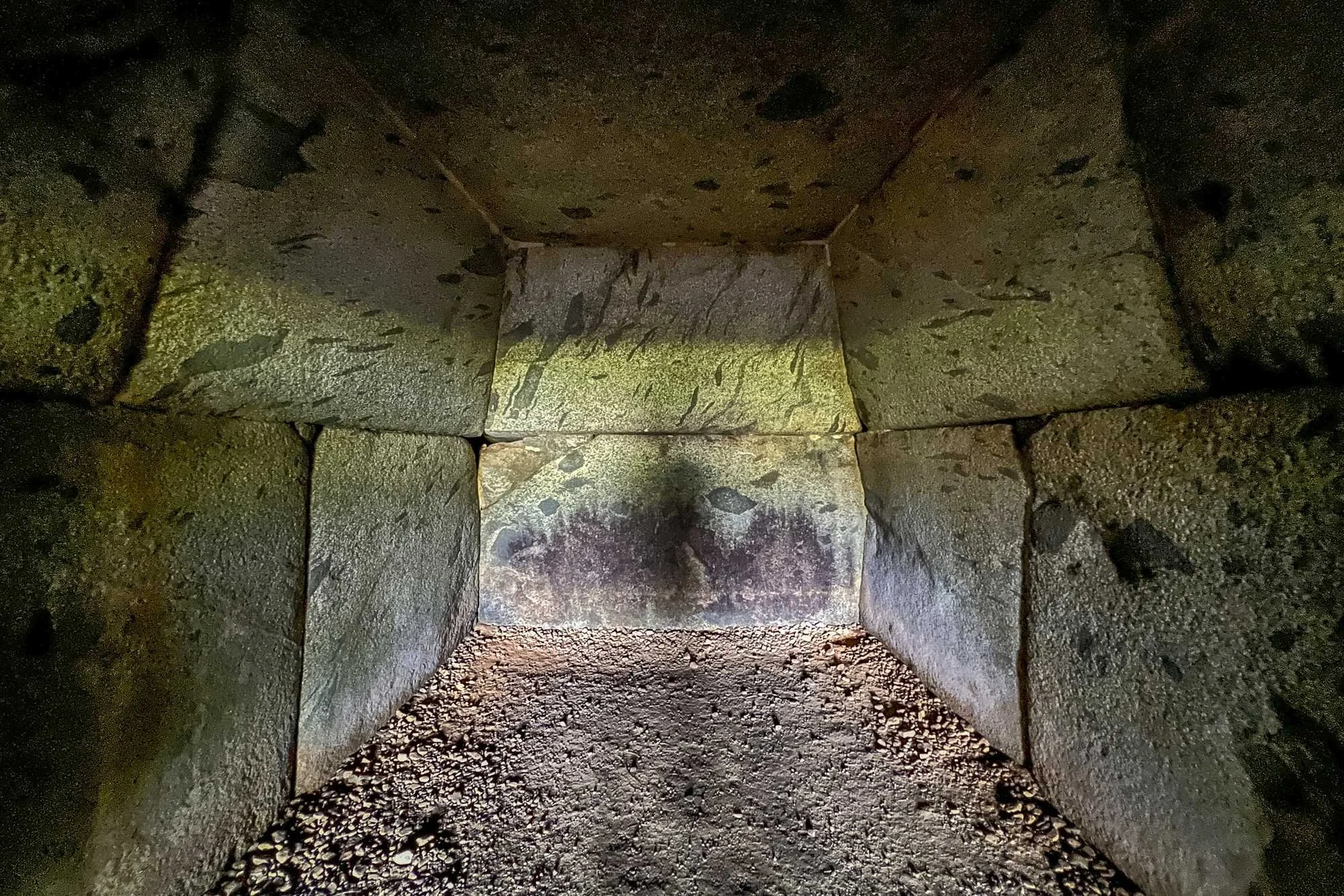 Iwayayama-Kofun-Tumulus_009.jpg