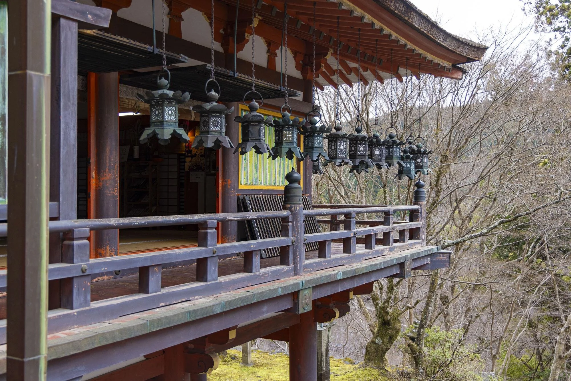 Tanzanjinja-Shrine_019.jpg