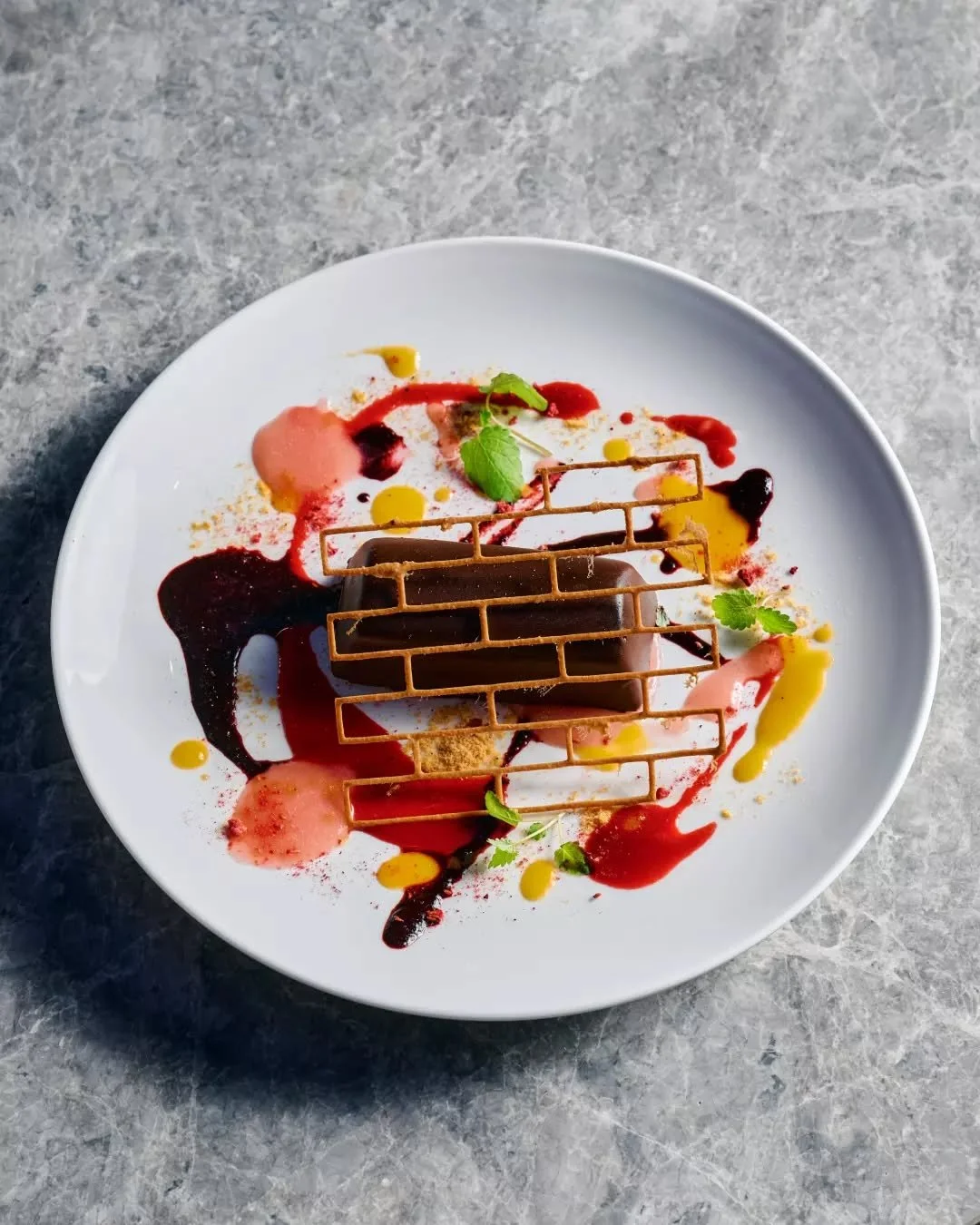 Coffee. Yuzu. Chocolate. Geometry.

The Graffiti Brick is here to make your night more interesting.