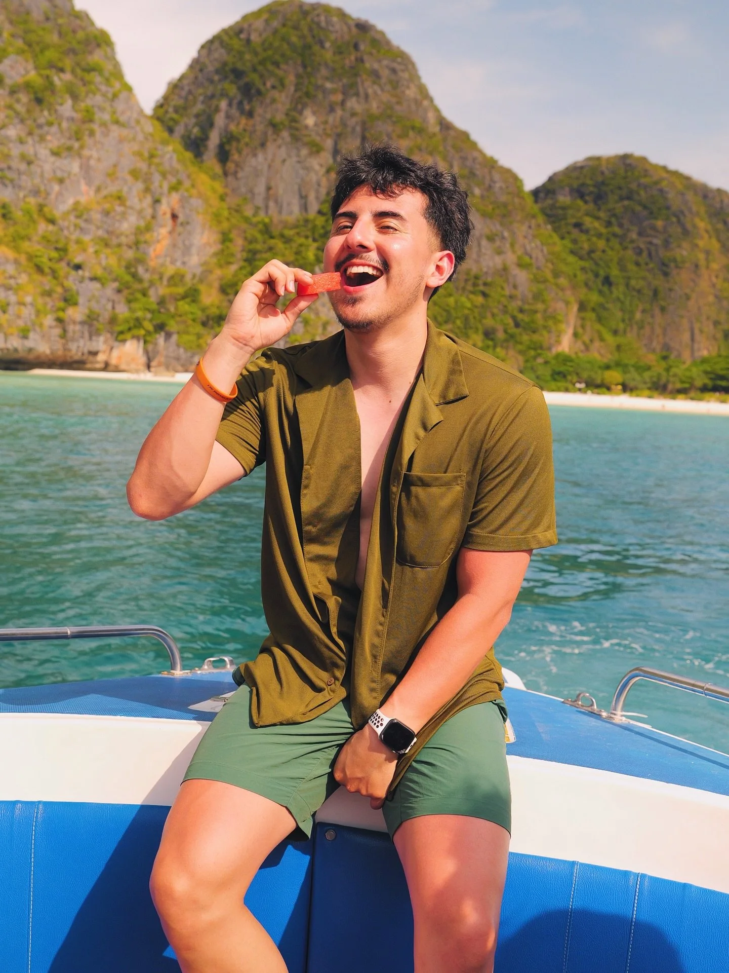 Living proof that fruit definitely tastes better on a boat. 🍉🚤

#travel #thailand #travelcinematic