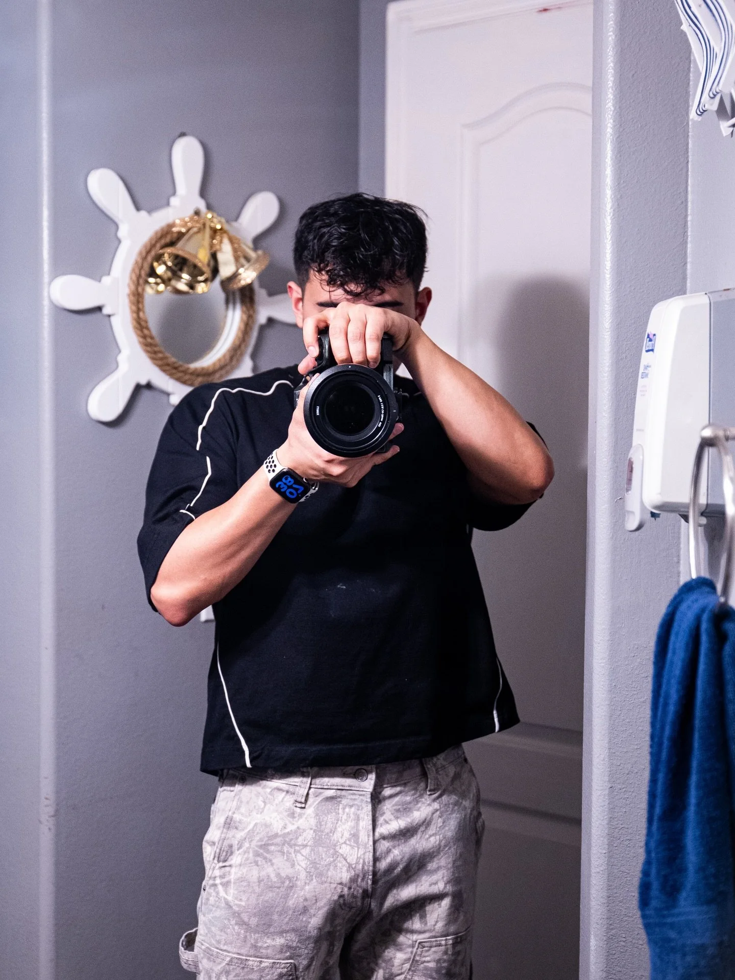 bout to be 2026 and still using - ✌🏼

#rgv #lumix #photography #lifestyle #dayinthelife