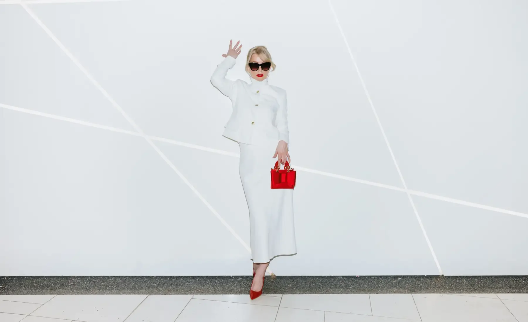       
  
    Mirle: „Ma ei peida end enam ära, vaid julgen olla nähtav!“  

  
 #block-04640c0619bda675275e {
    
    --tweak-text-block-radius: 0px 0px 0px 0px;
  
    --tweak-text-block-radius: unset;
    --stroke-style: none;--stroke-thickness: 