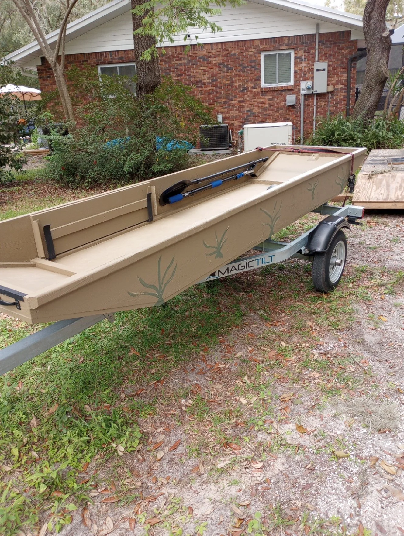 How the boat looks after 700 miles and a boat show.