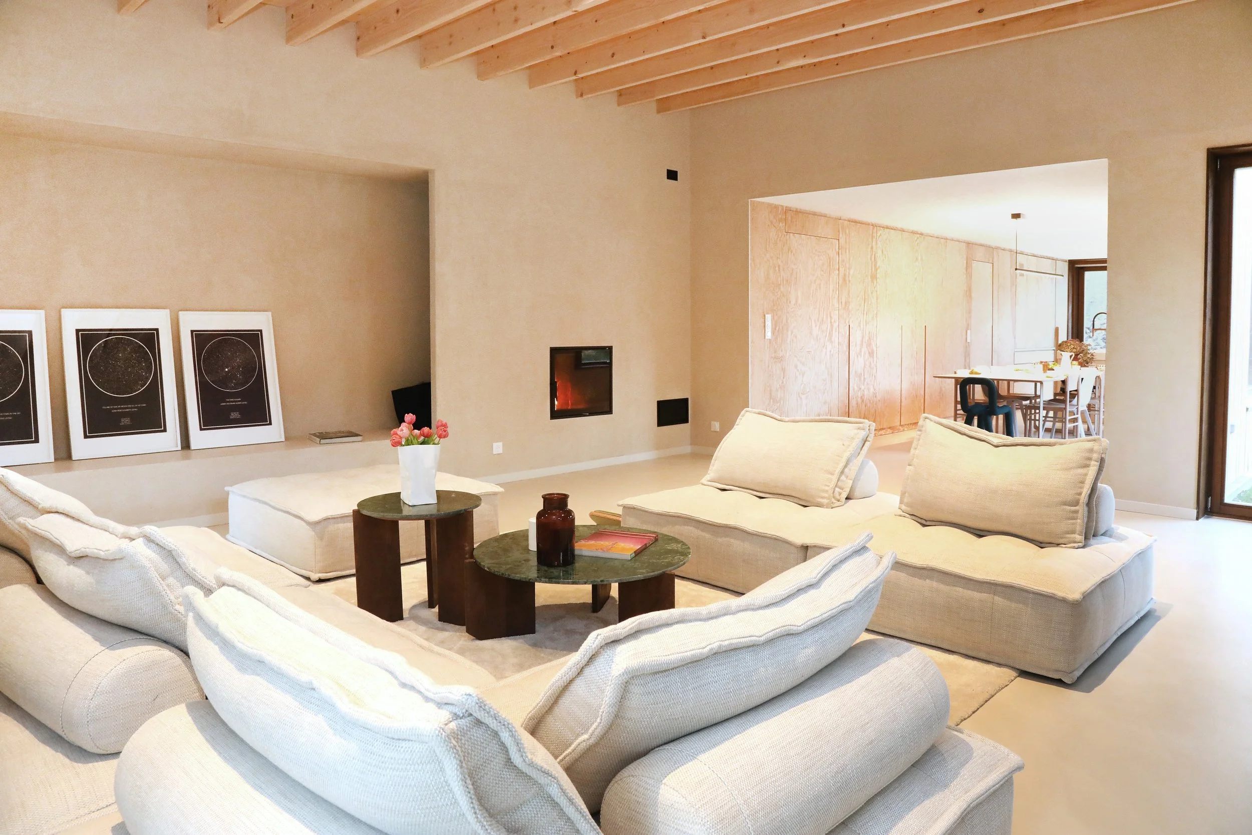 Notre nouveau logement :    Forest House, écolodge design