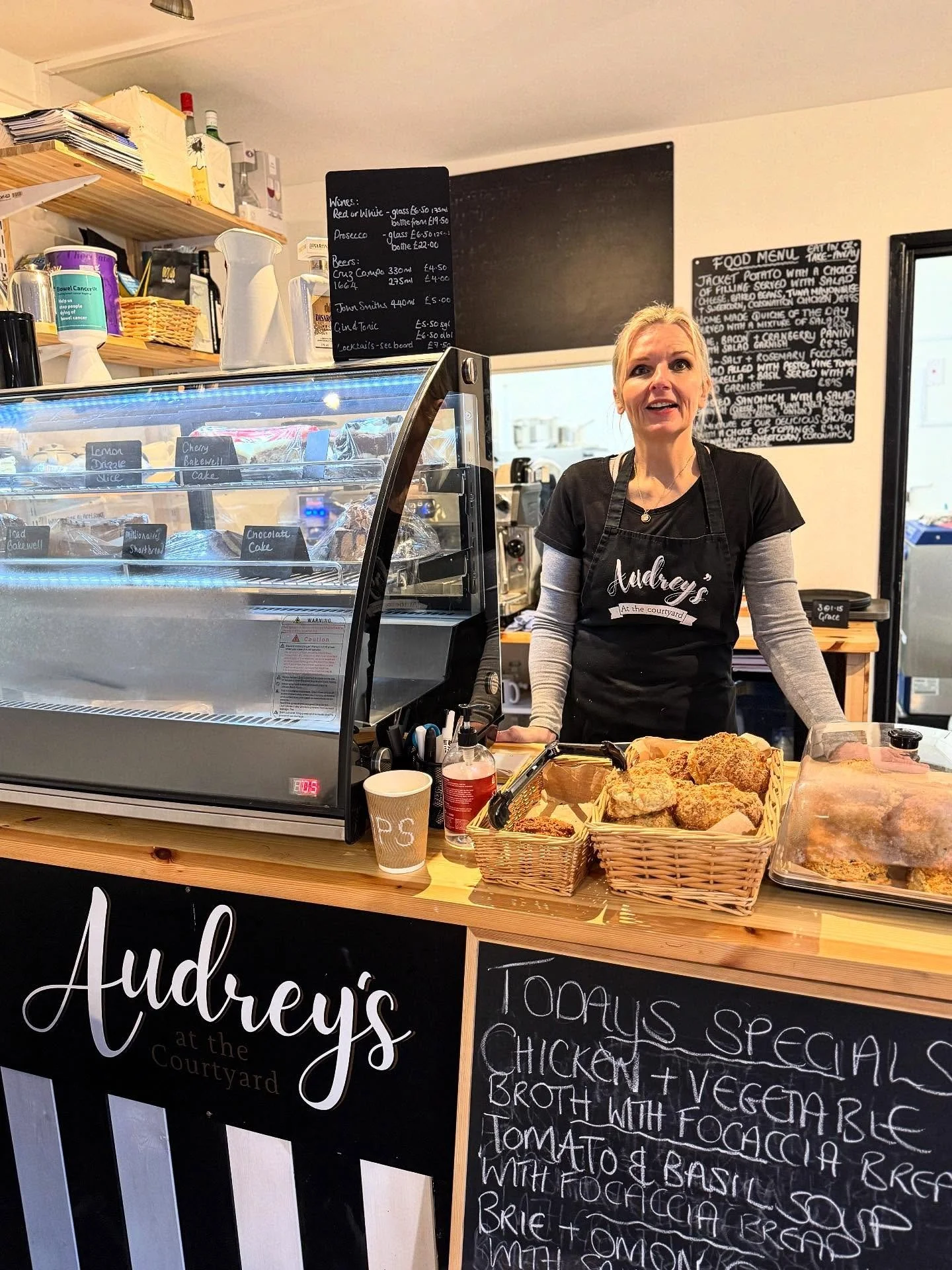 Welcome to Audrey&rsquo;s! Your first Cafe pitstop from The Coppice Car Park &amp; Marketplace.
(Located directly opposite the Marketplace (In The Courtyard - look out for the A board!), Audrey&rsquo;s offers that relaxed, tucked away traditional Caf