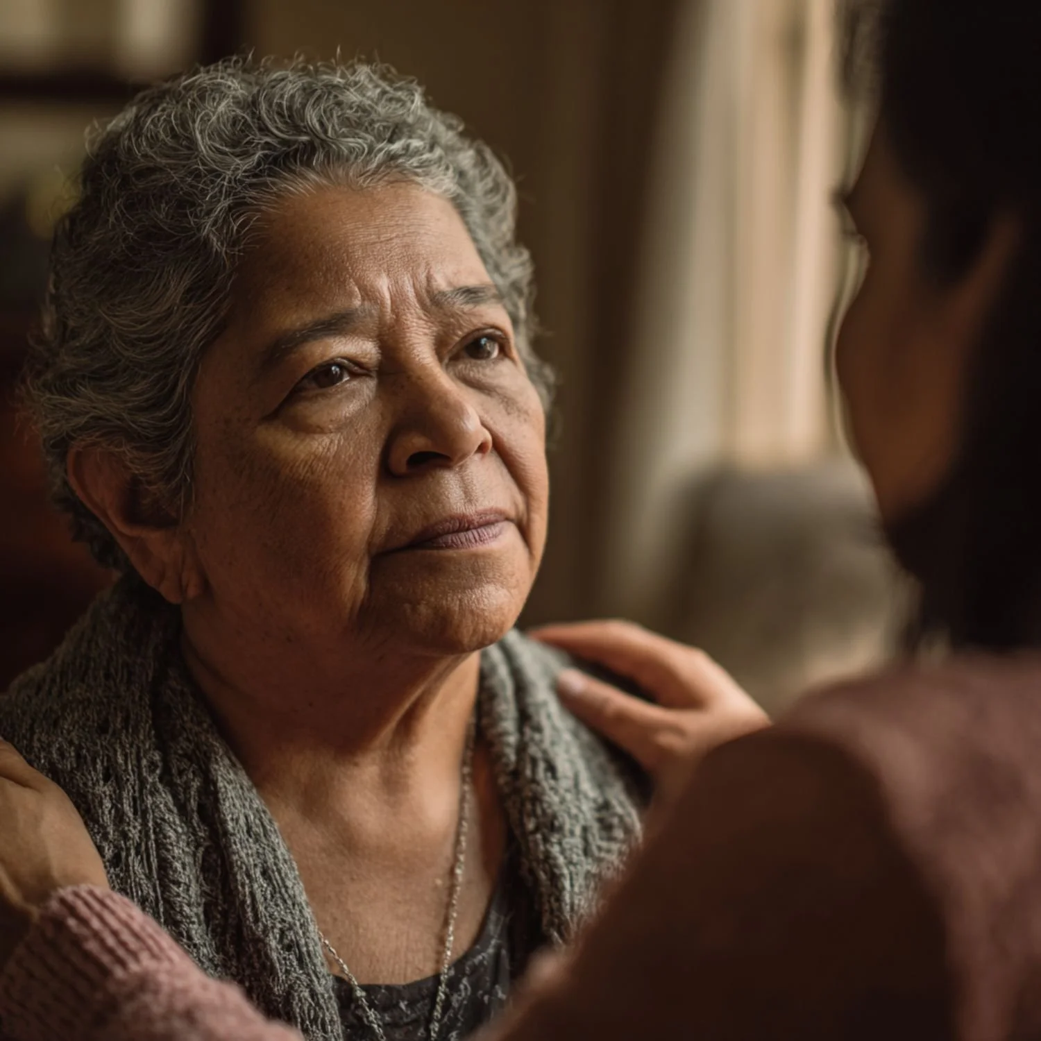 Cómo apoyar a un adulto mayor en pérdida de independencia.