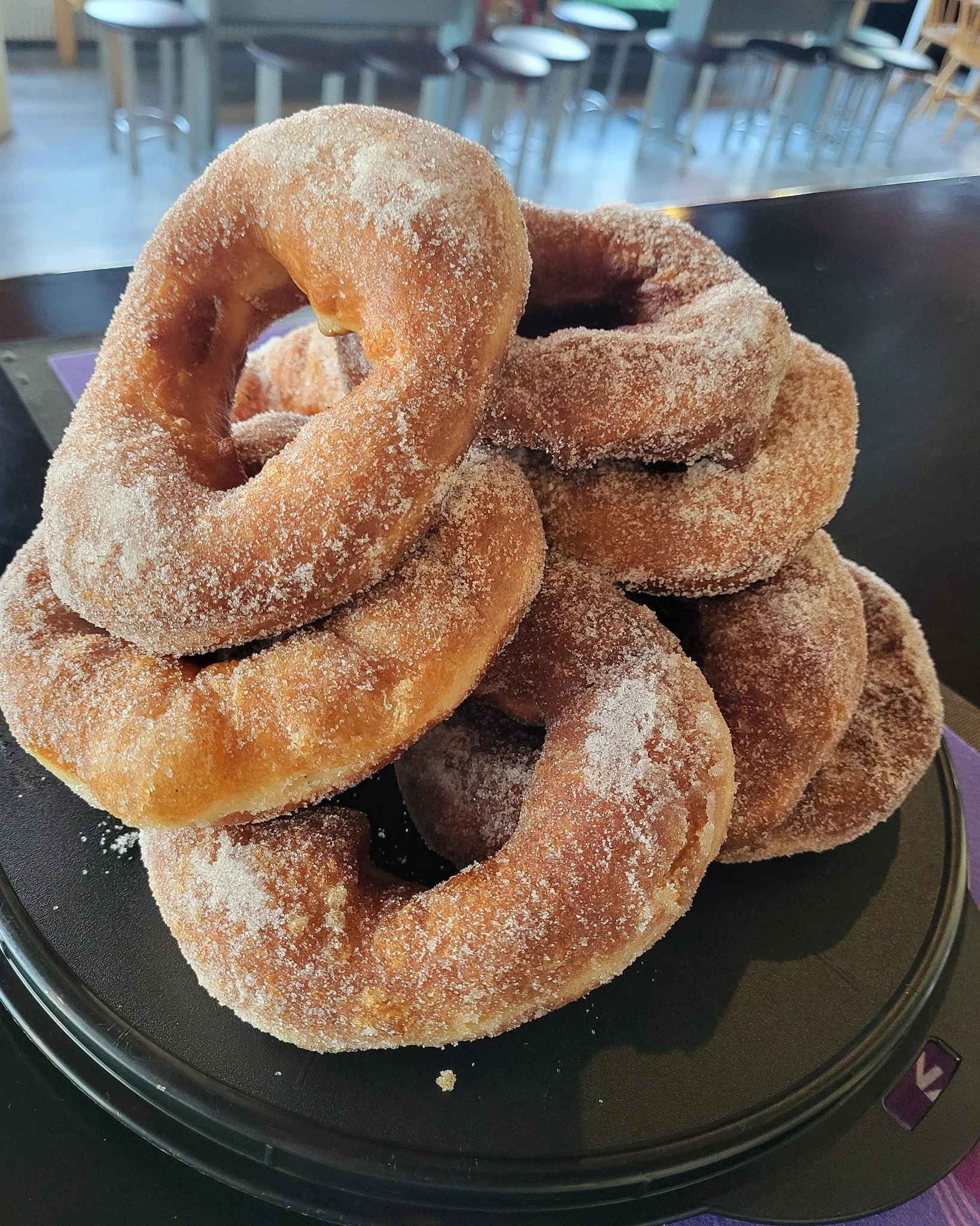 N&auml;ill&auml; se taas polokastaan mukavasti viikko k&auml;yntiin 🫠
Helmikuukin alkoi ja kev&auml;tt&auml; kohti kovaa vauhtia menn&auml;&auml;n 🥰