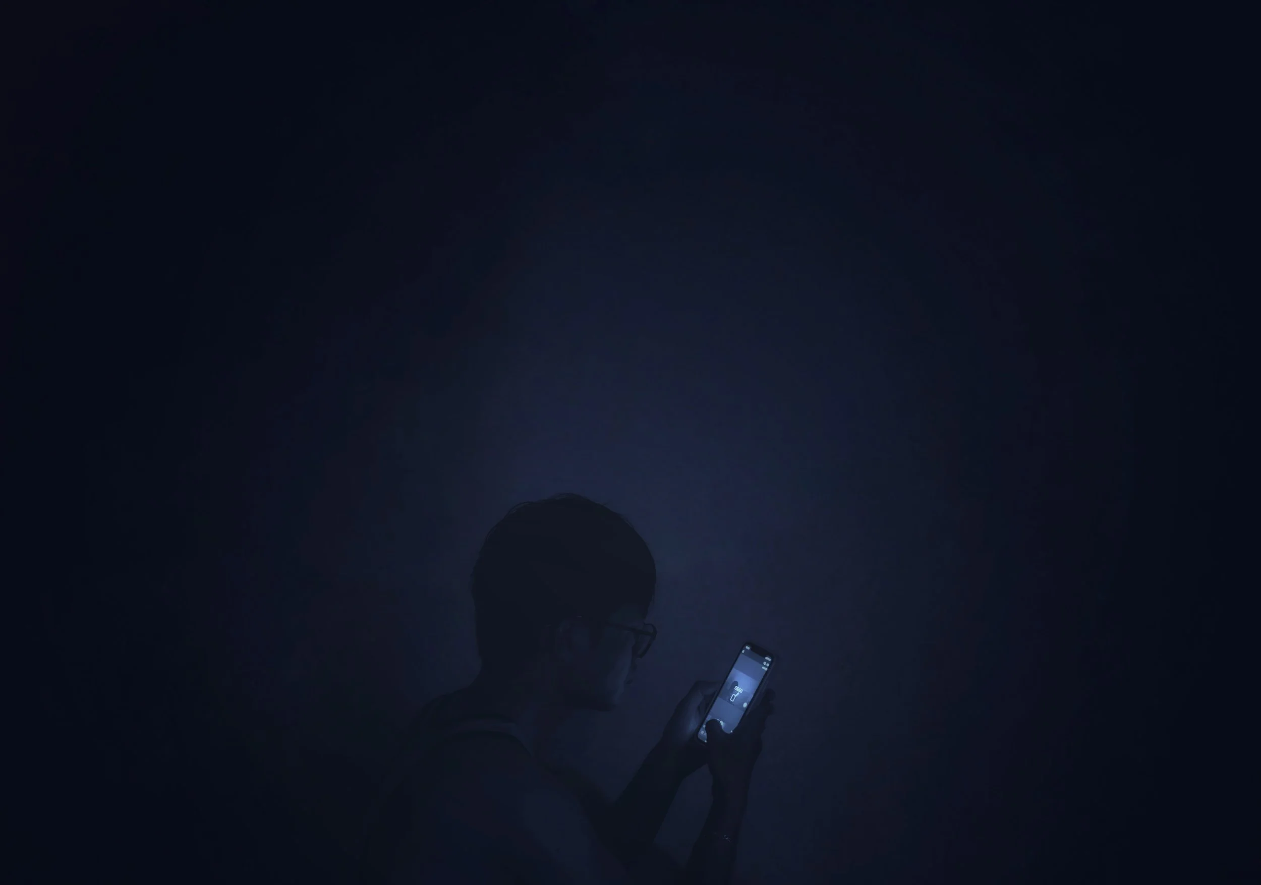 Why We Ghost: The Psychology Behind Disappearing Acts (Understanding Ghosting Psychology)