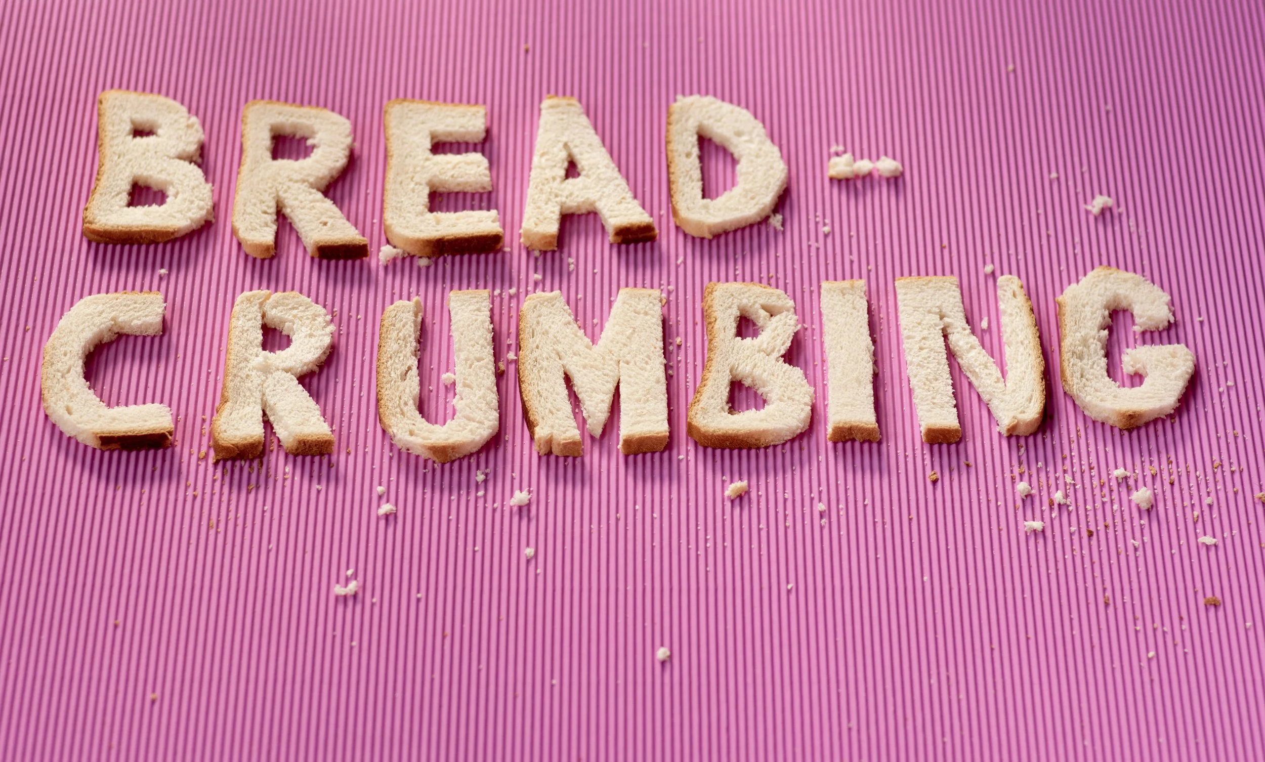 text concept image representing different modern dating behaviours including benching and ghosting