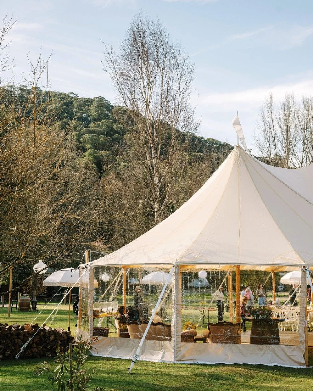 Our Sailcloth Marquee set up at Harrietville Cabins. This venue is available during shoulder tourism seasons, with exclusive use of all eight cabins included for guest accommodation. A beautiful location set amongst the mountains.

Venue: @Harrietvil