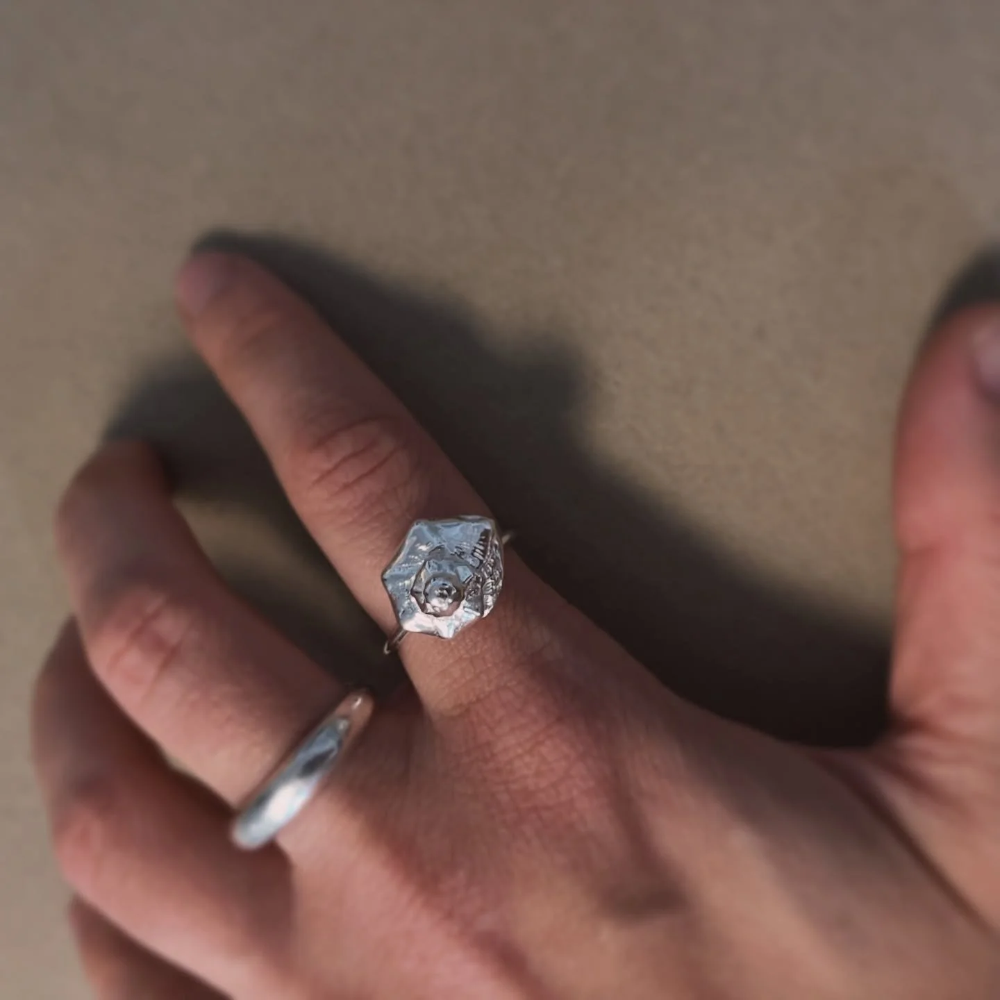 Ariel ring &hearts;️ from Malaga shores to Copenhagen.
Slowly and intentionally hand crafted in sterling silver.
#kaltjewellery #copenhagenjewellery #handcraftedjewellery