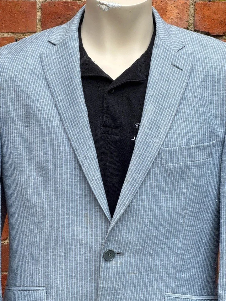 Check out Old Money Jeff Banks Light Grey Pinstripe Linen Blend Jacket &ndash; Size 40R, the latest item I added on eBay! #eBay #eBaySeller

https://ebay.us/m/Qa3CtK