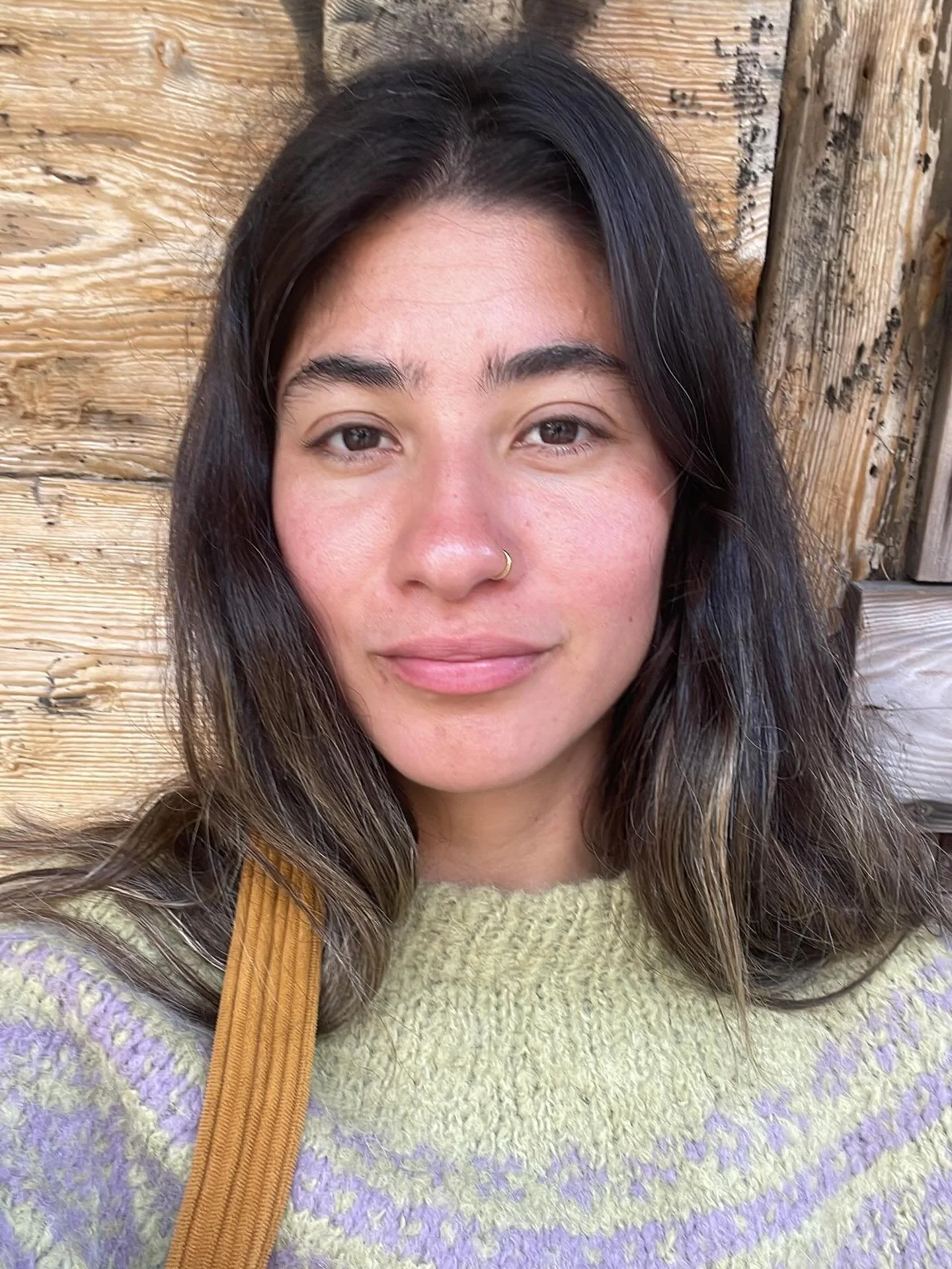 Esta soy yo&hellip; una mexicana recordando sus dones cham&aacute;nicos, recordando a qu&eacute; vino a esta tierra&hellip; confiando en que la vida me ama, amando incondicionalmente, sintiendo cada emoci&oacute;n y abraz&aacute;ndola.
Esta soy yo&he