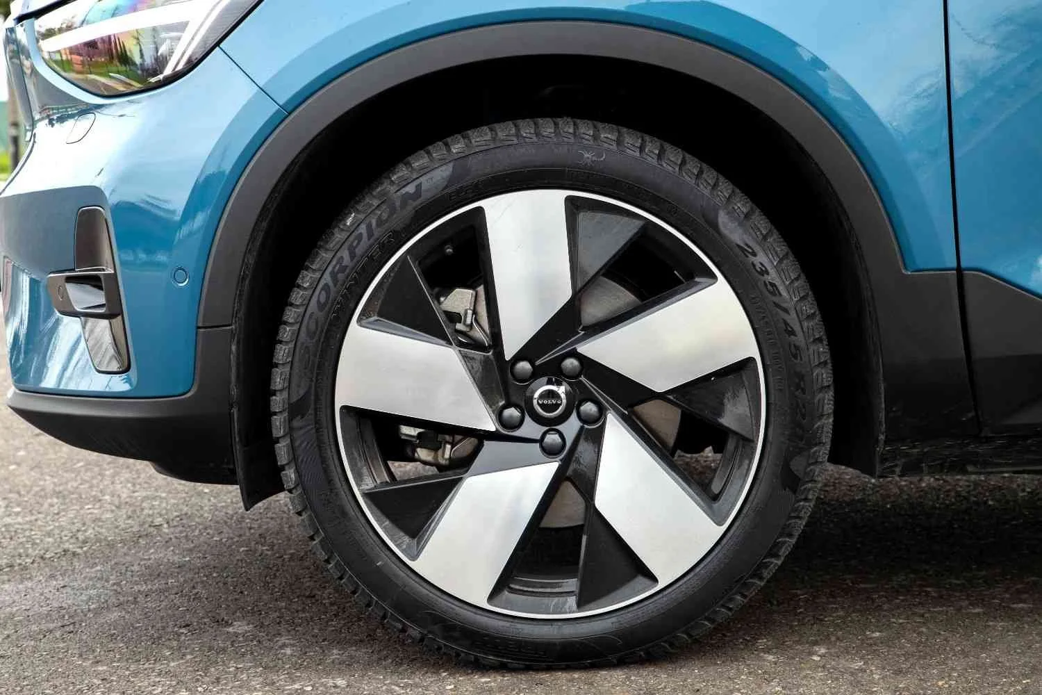 5 Tips to Reduce Your Electric Car Running Costs in 2026