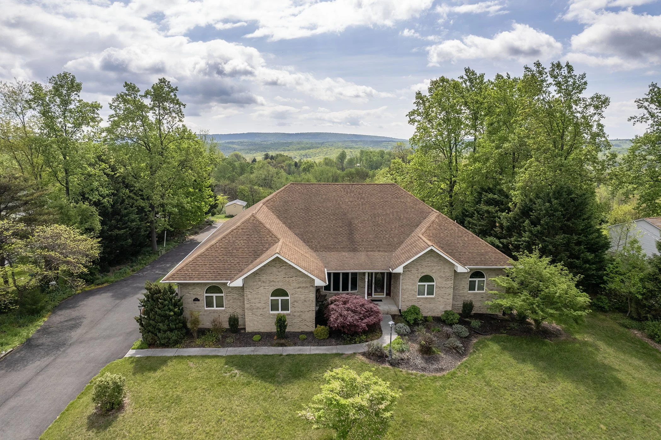 237 Aspen Trail 2.jpg