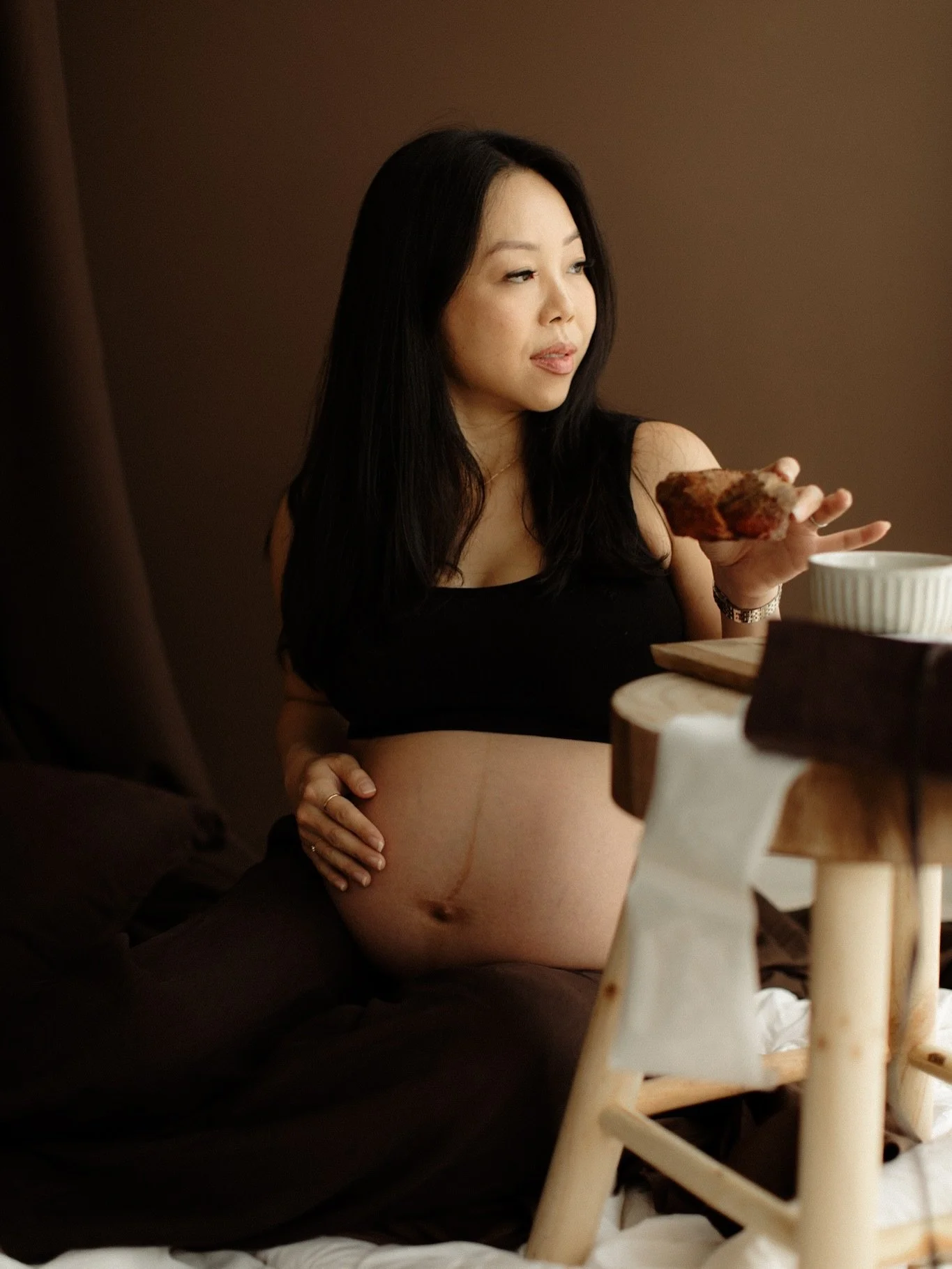 Dear baby: please come before Christmas 🧑&zwj;🎄 

#MaternityPhotography #MaternityPhotoshoot #PregnancyGlow #MotherhoodUnplugged #BabyBumpPhotography #MaternityPhotographer #LifestyleMaternity #BendigoPhotographer #BendigoMaternity #BendigoMaternit