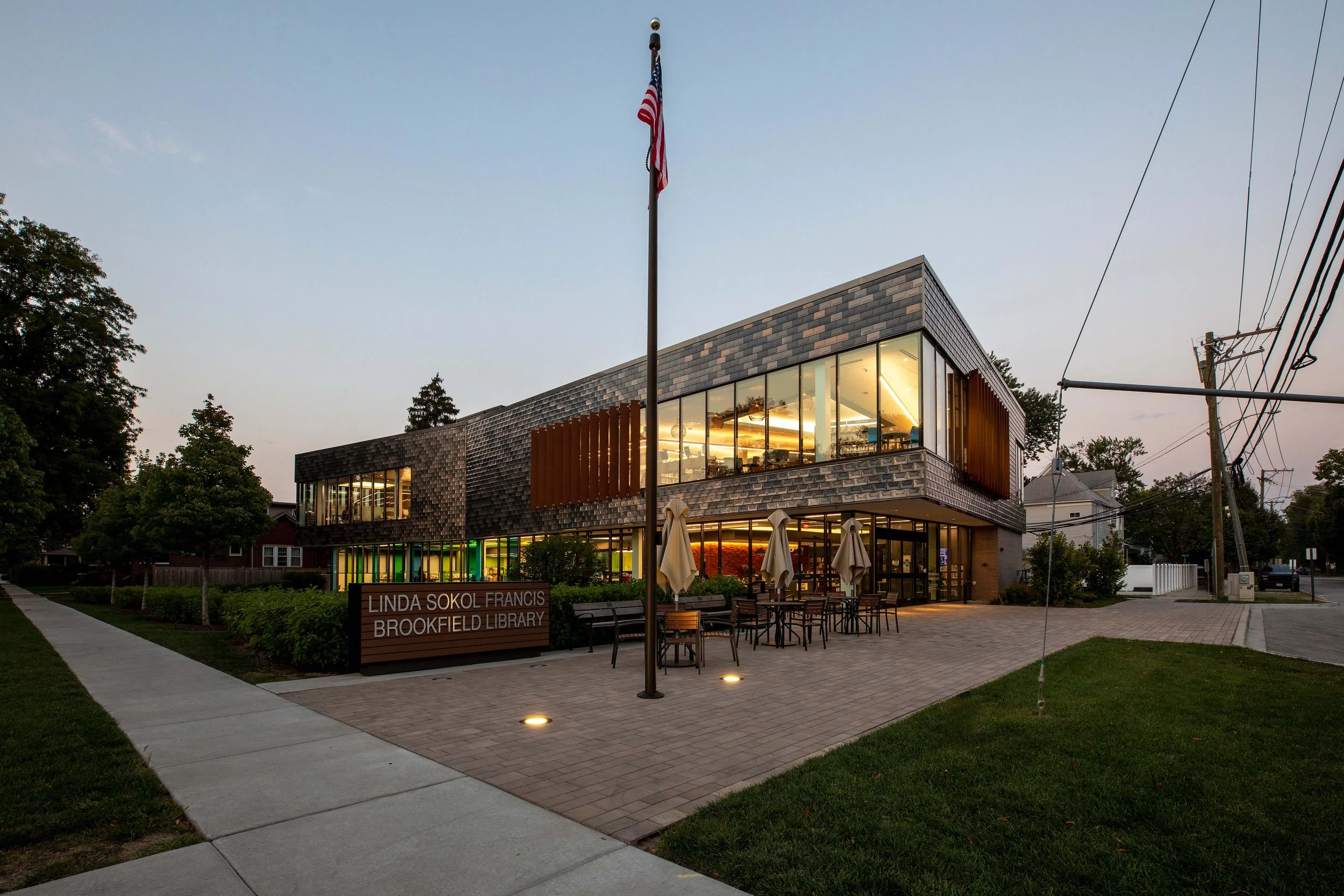 linda sokol francis brookfield library+
Brookfield, IL 
Project 1: New Library Facility & Site Design: 21,000 sf, $11,000,000 project budget - $525 / SF 
description:
The new Linda Sokol Francis Brookfield Library is a 21,000 sf facility on 3 lev