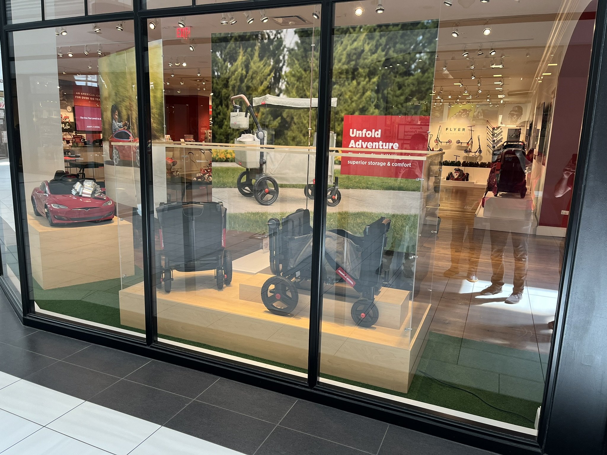 Folding Wagon Display