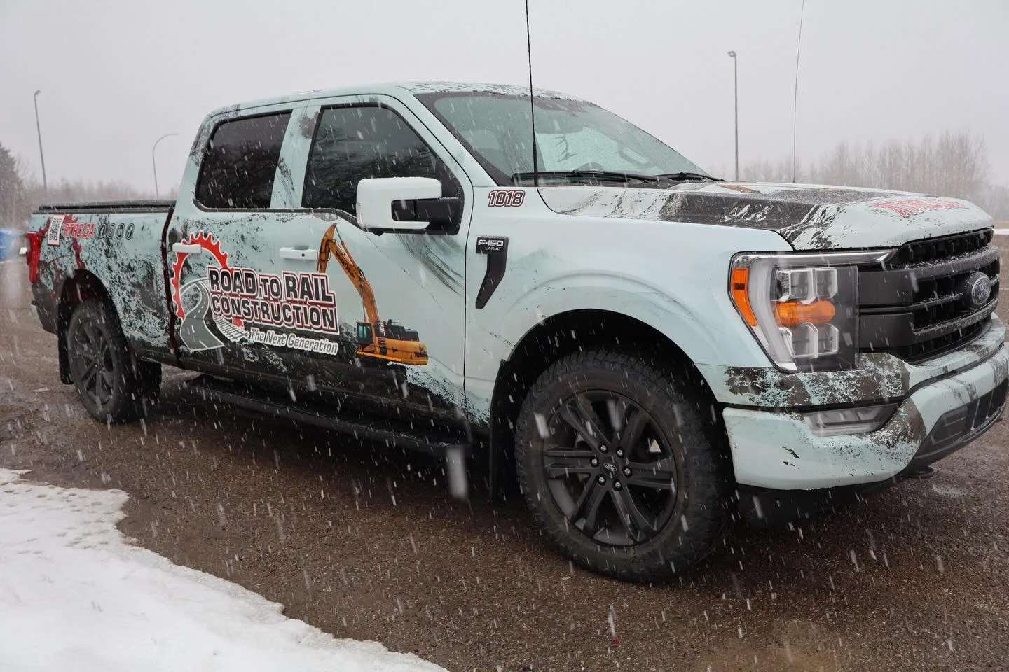 We love receiving photos from our clients. 

Seeing our wraps out on the road doing their thing never gets old. 😎👌🏽 

@impactwrapandfilm 
#graphics #decals #graphicdesign #bluecollar