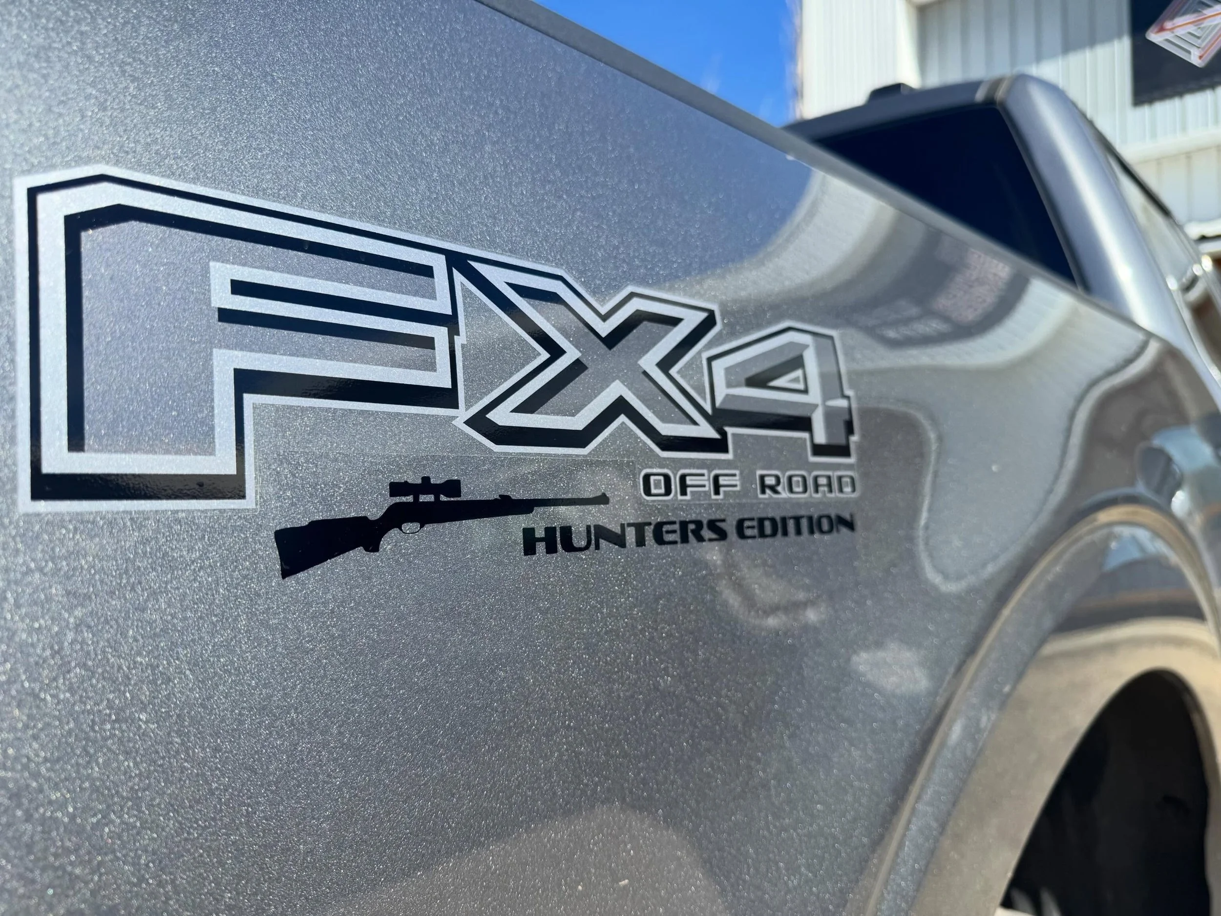 Hunters edition decals installed for a customer! Looking clean and sharp 😎👌🏼