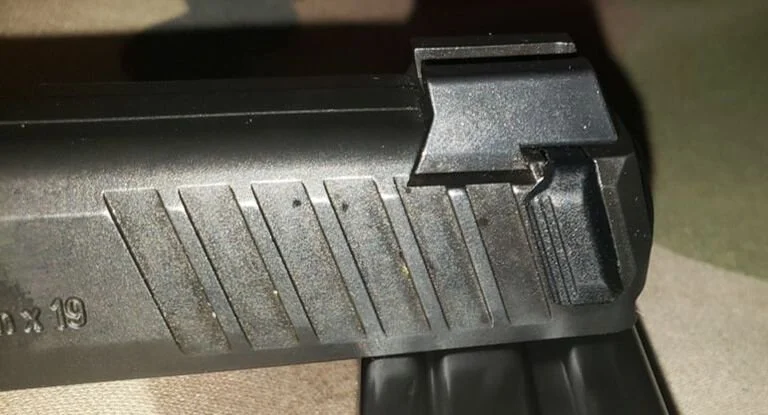 VP9 SLIDE SERRATIONS.jpg
