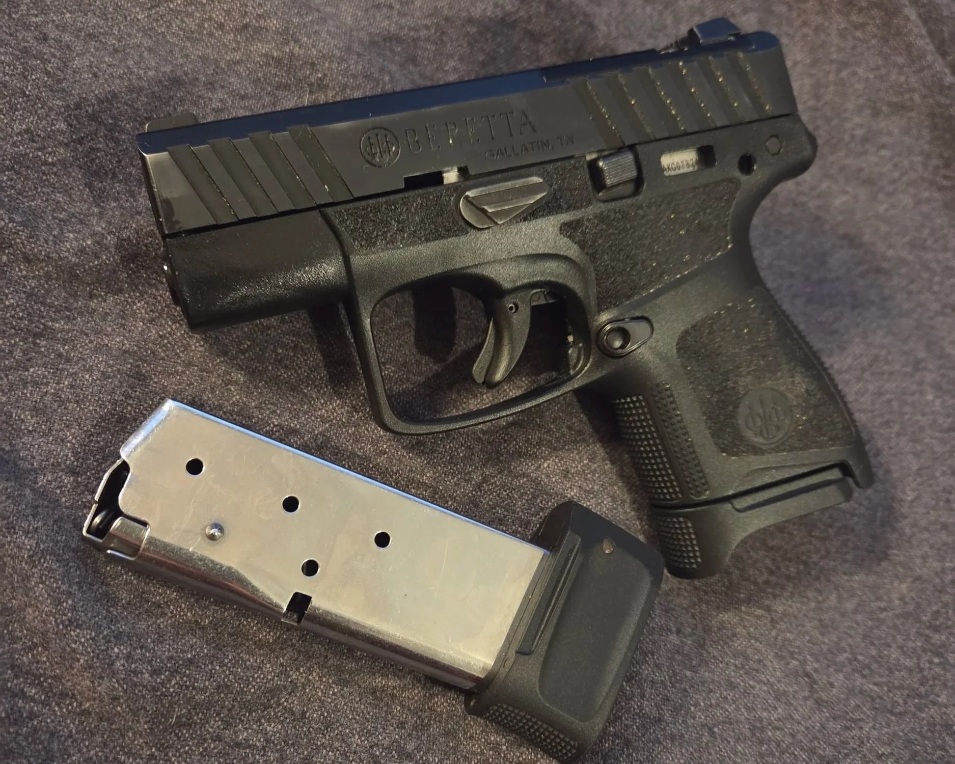 BERETTA APX A1 CARRY 1000RD Review: BEST MICRO-9 FOR EDC?