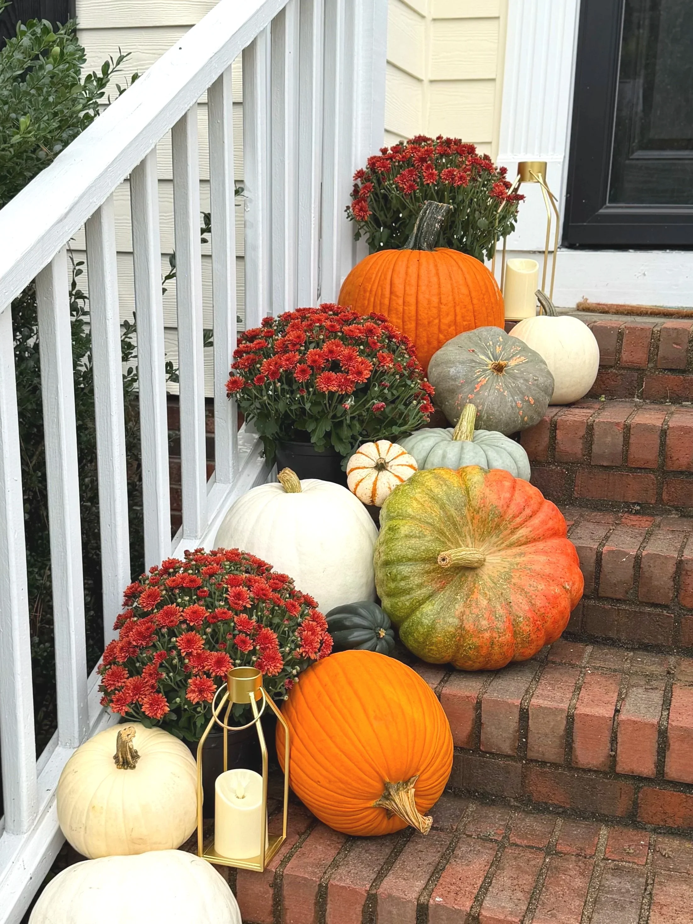 Design, Delivery & Installation of Fall Display 1