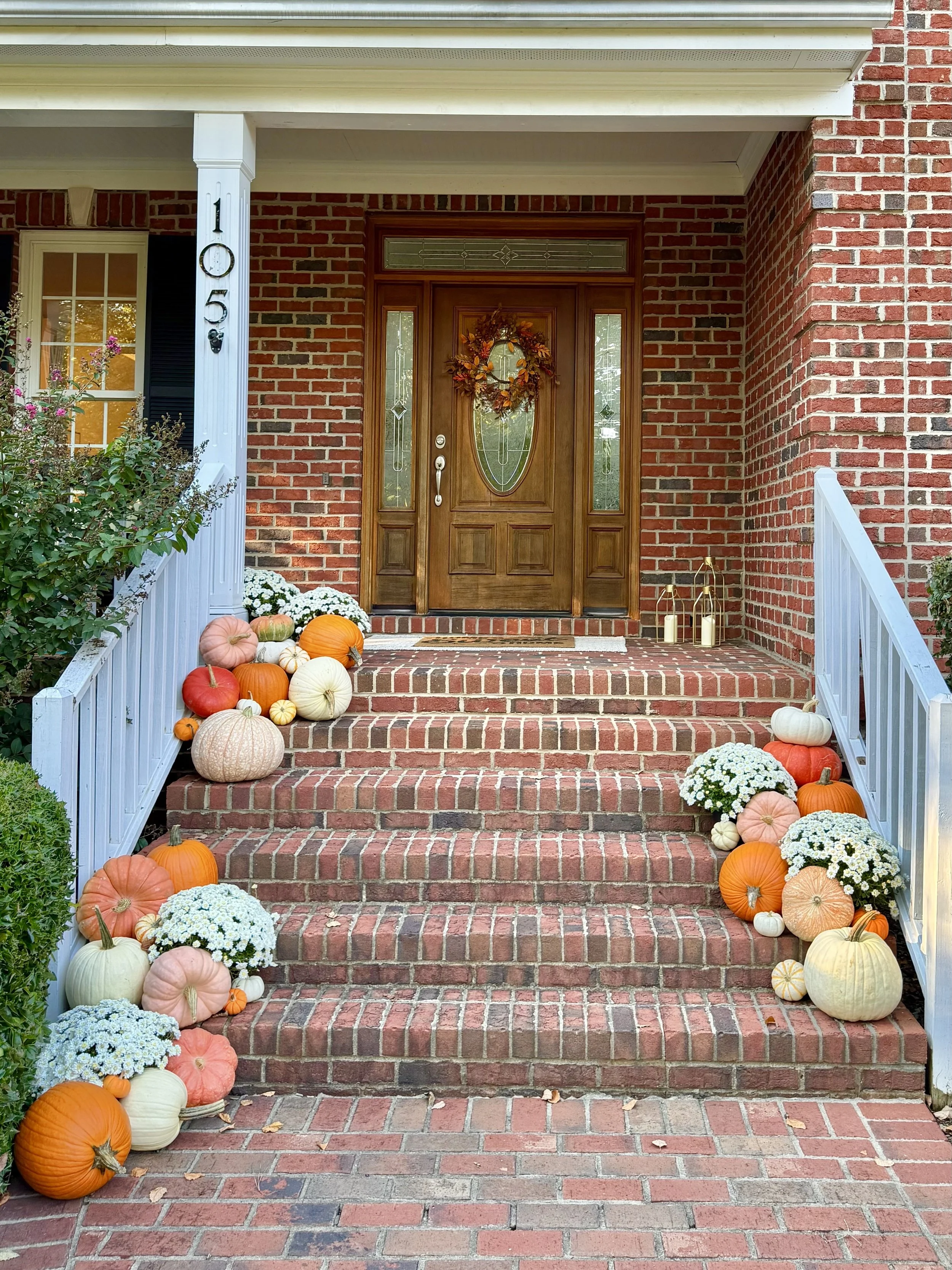 Design, Delivery & Installation of Fall Display 3