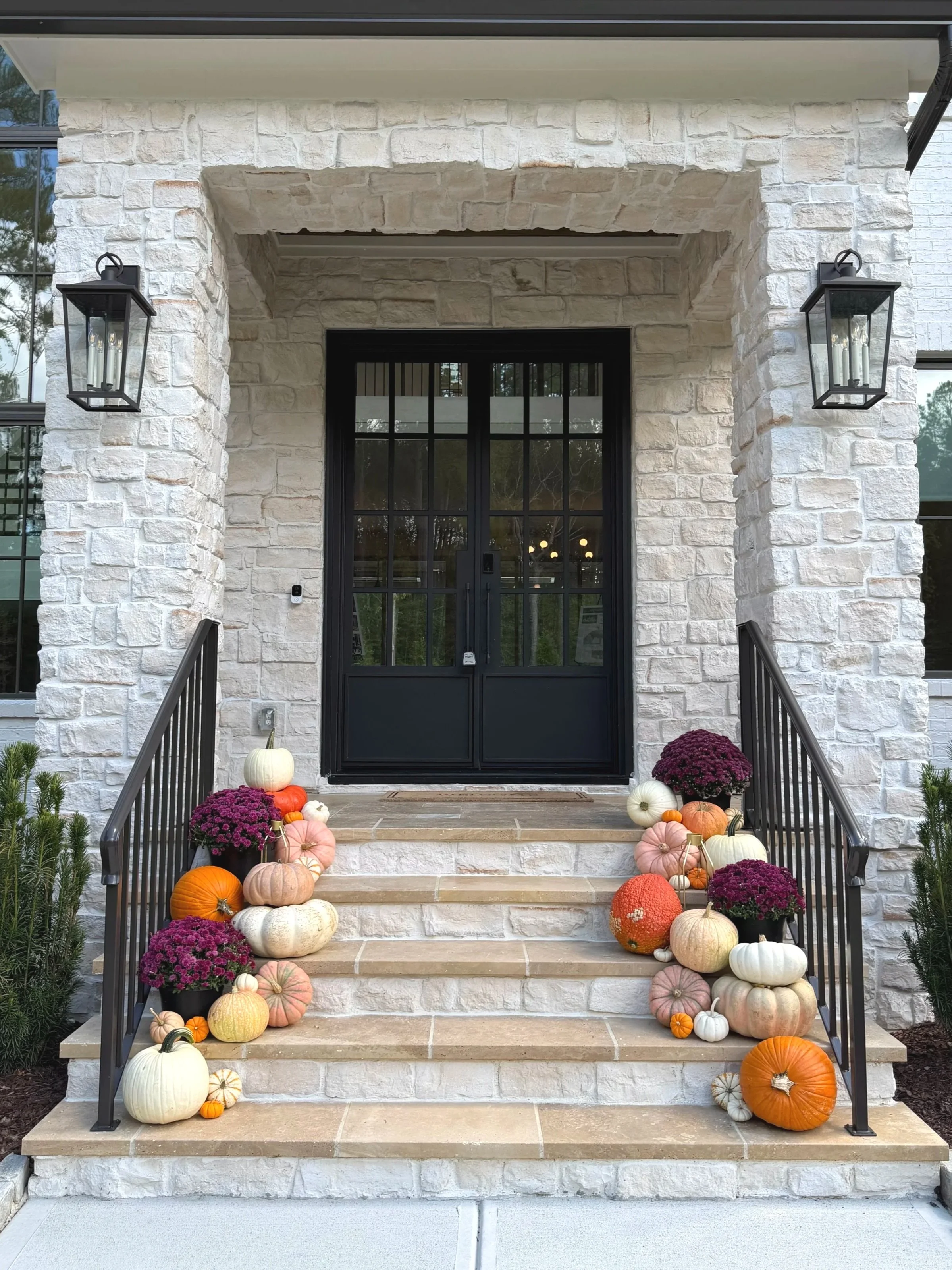 Design, Delivery & Installation of Fall Display 2